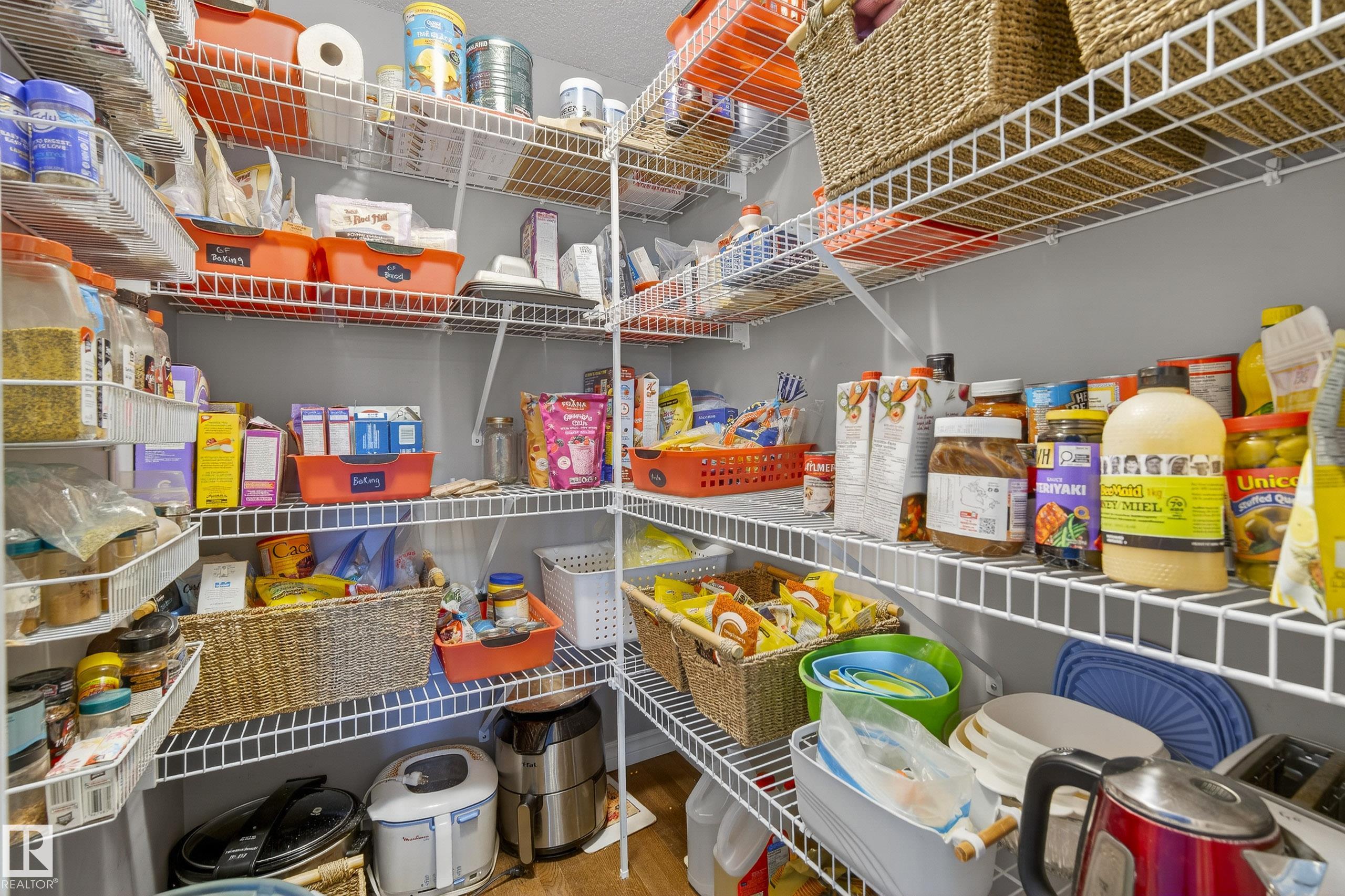 Photo 10 at 220 Galloway Wynd, South Fort, Fort Saskatchewan