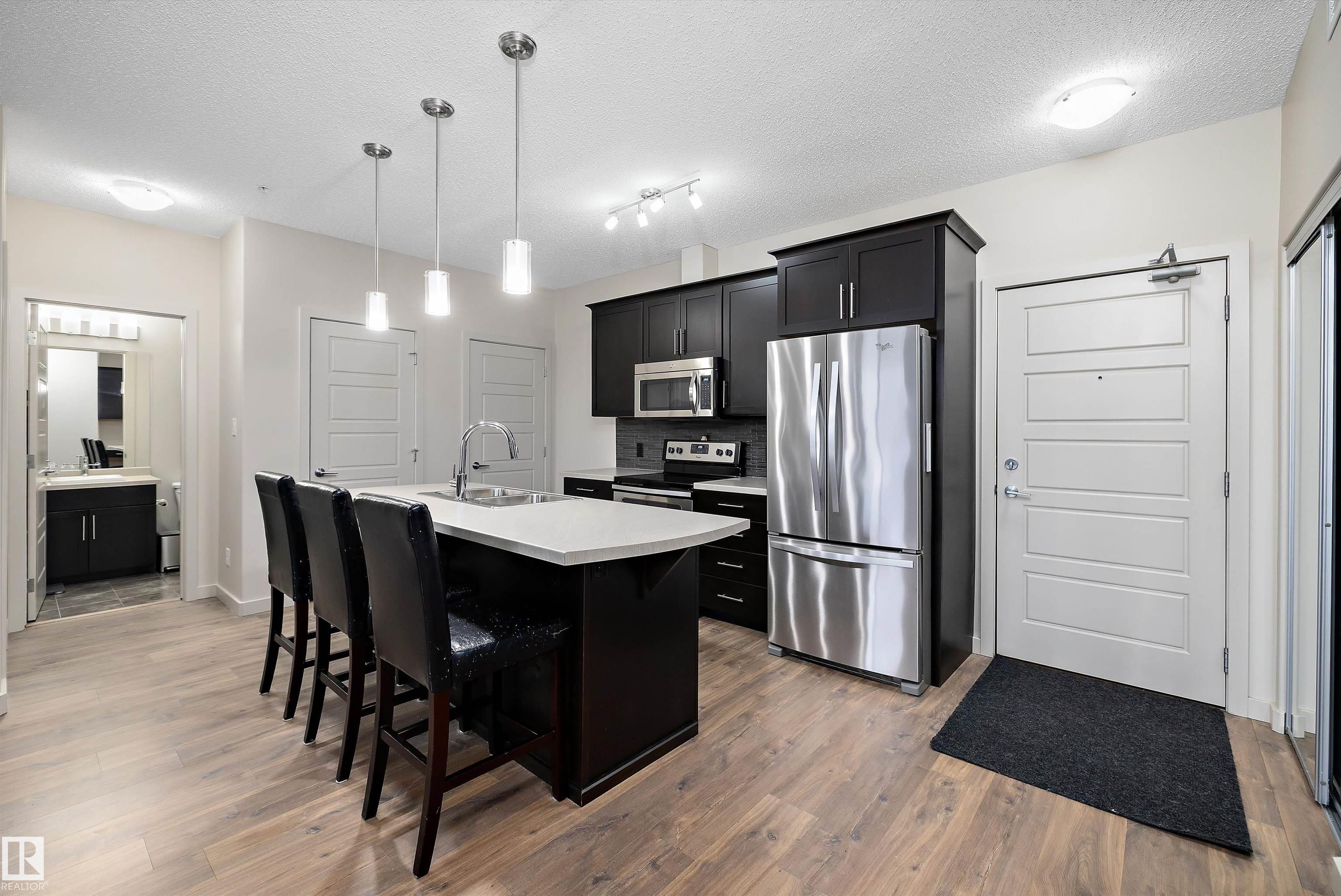 Photo 4 at 214 - 1004 Rosenthal Boulevard NW, Rosenthal, Edmonton