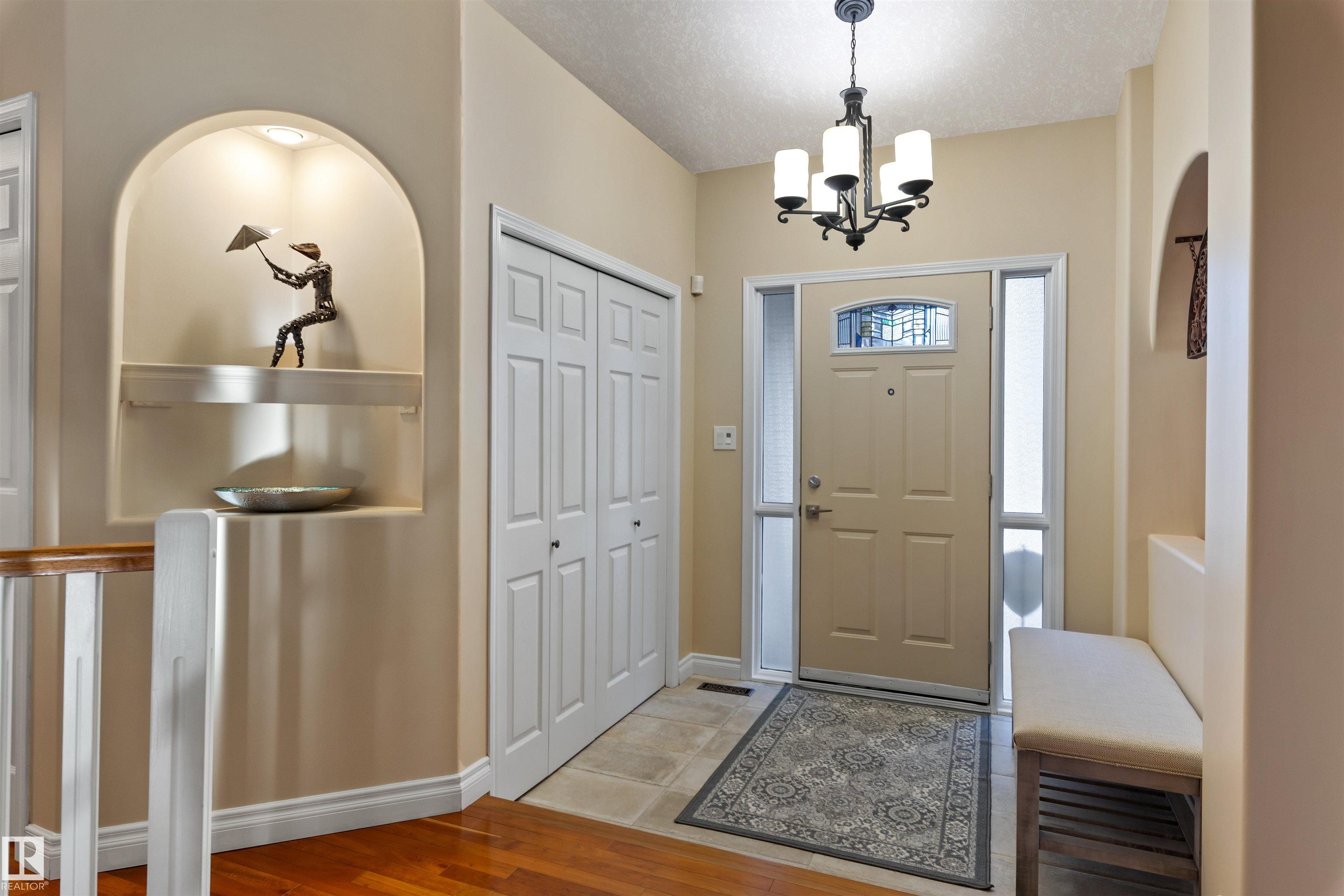 49 Berrymore Drive, Braeside, St. Albert