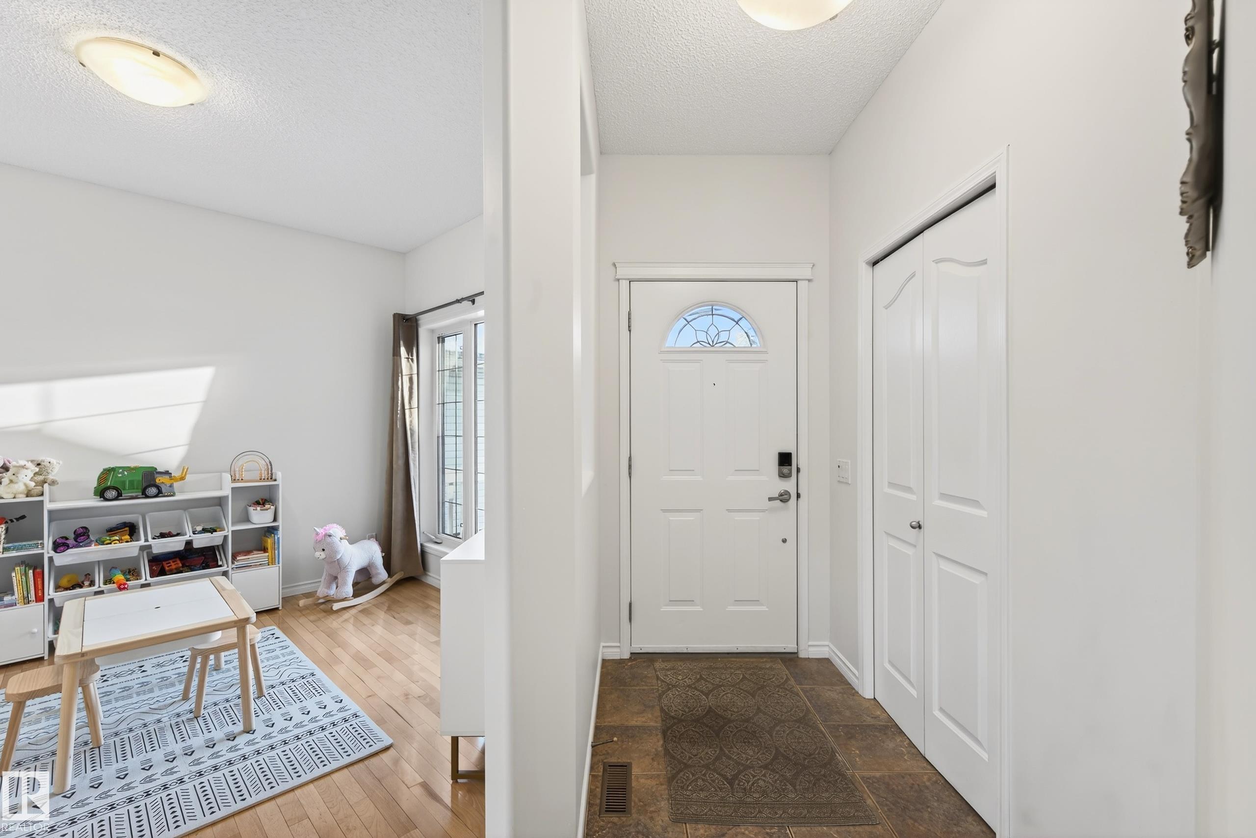 38 Embassy Place, Erin Ridge, St. Albert