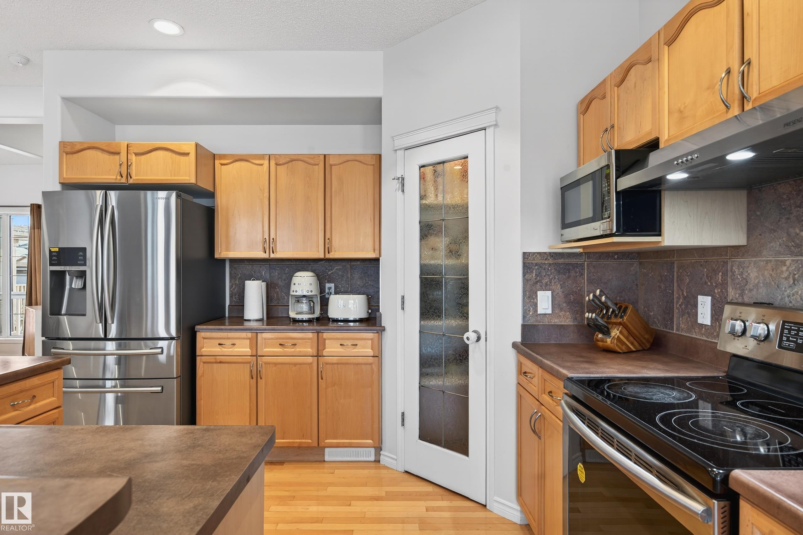 Photo 9 at 38 Embassy Place, Erin Ridge, St. Albert