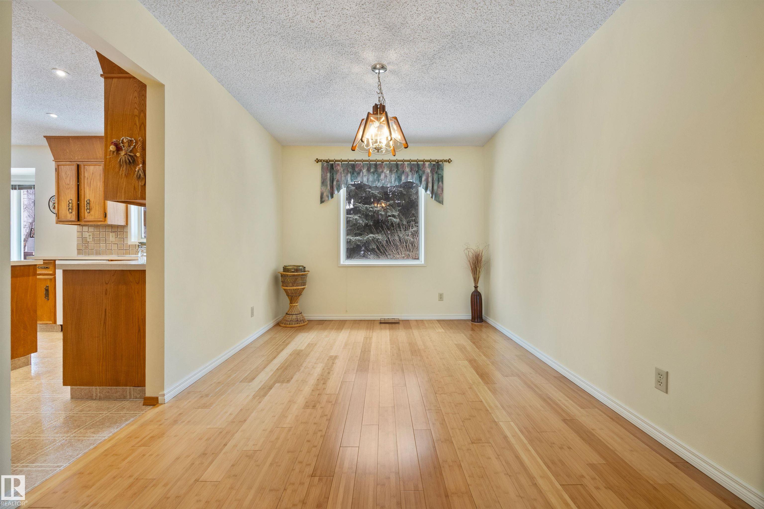 Photo 16 at 5 Loyola Place, Lacombe Park, St. Albert