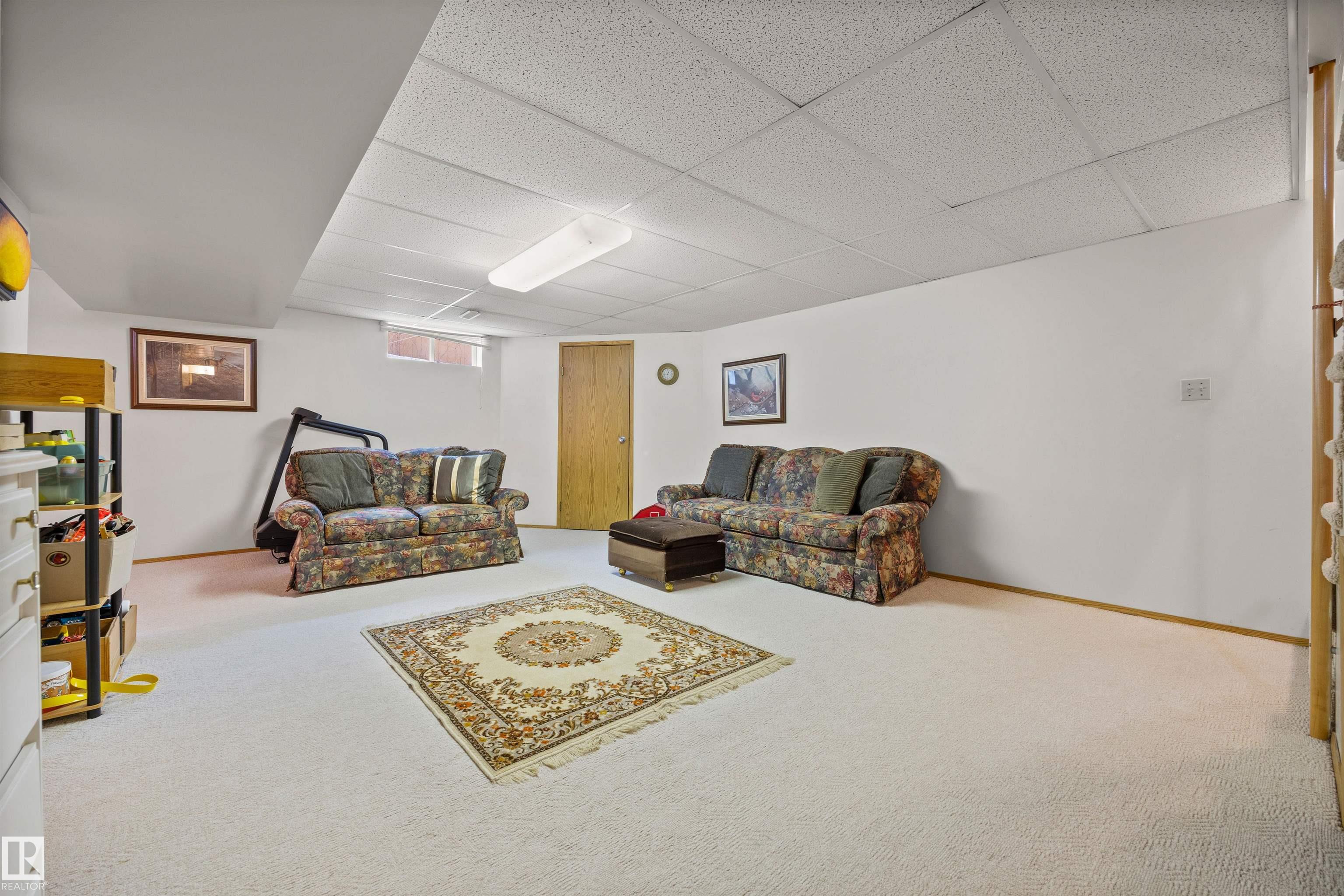 Photo 42 at 5 Loyola Place, Lacombe Park, St. Albert