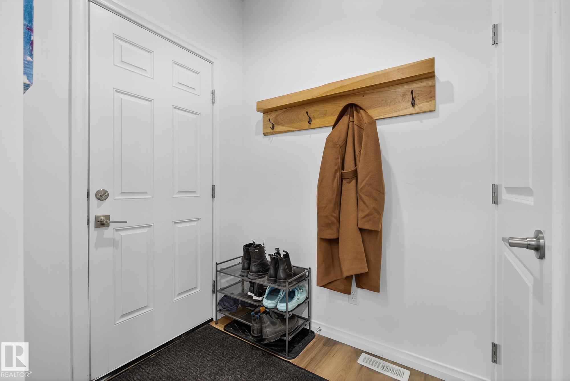 Photo 20 at 203 Charlesworth Drive SW, Charlesworth, Edmonton