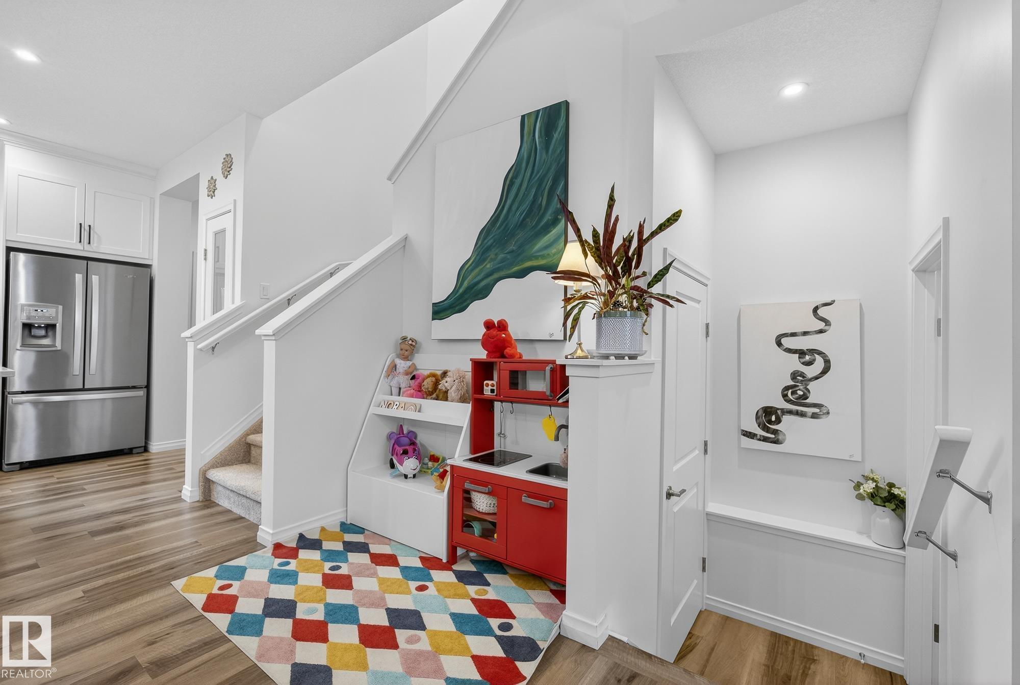 Photo 22 at 203 Charlesworth Drive SW, Charlesworth, Edmonton