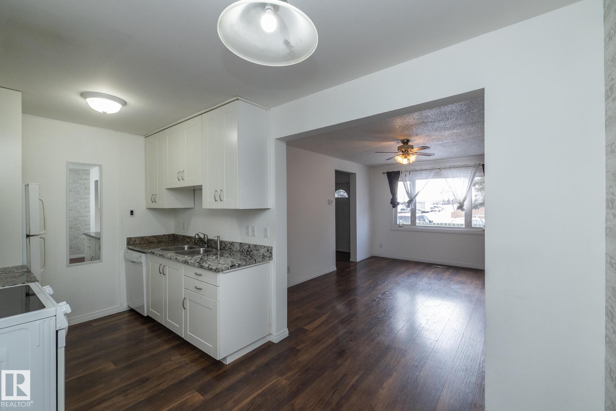 Photo 44 at 11D Callingwood Court NW, Callingwood North, Edmonton