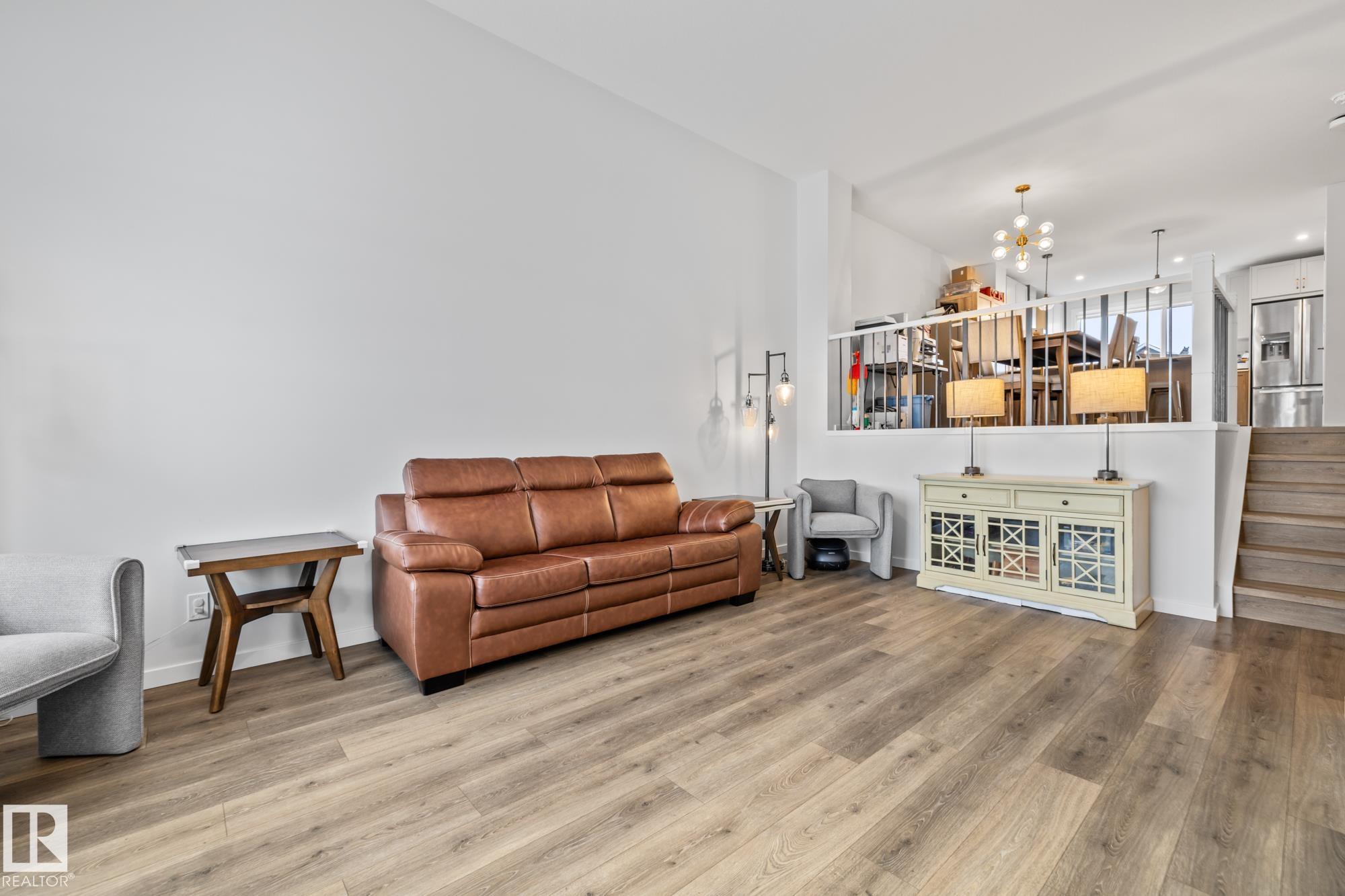 Picture for 17227 3 ST NW