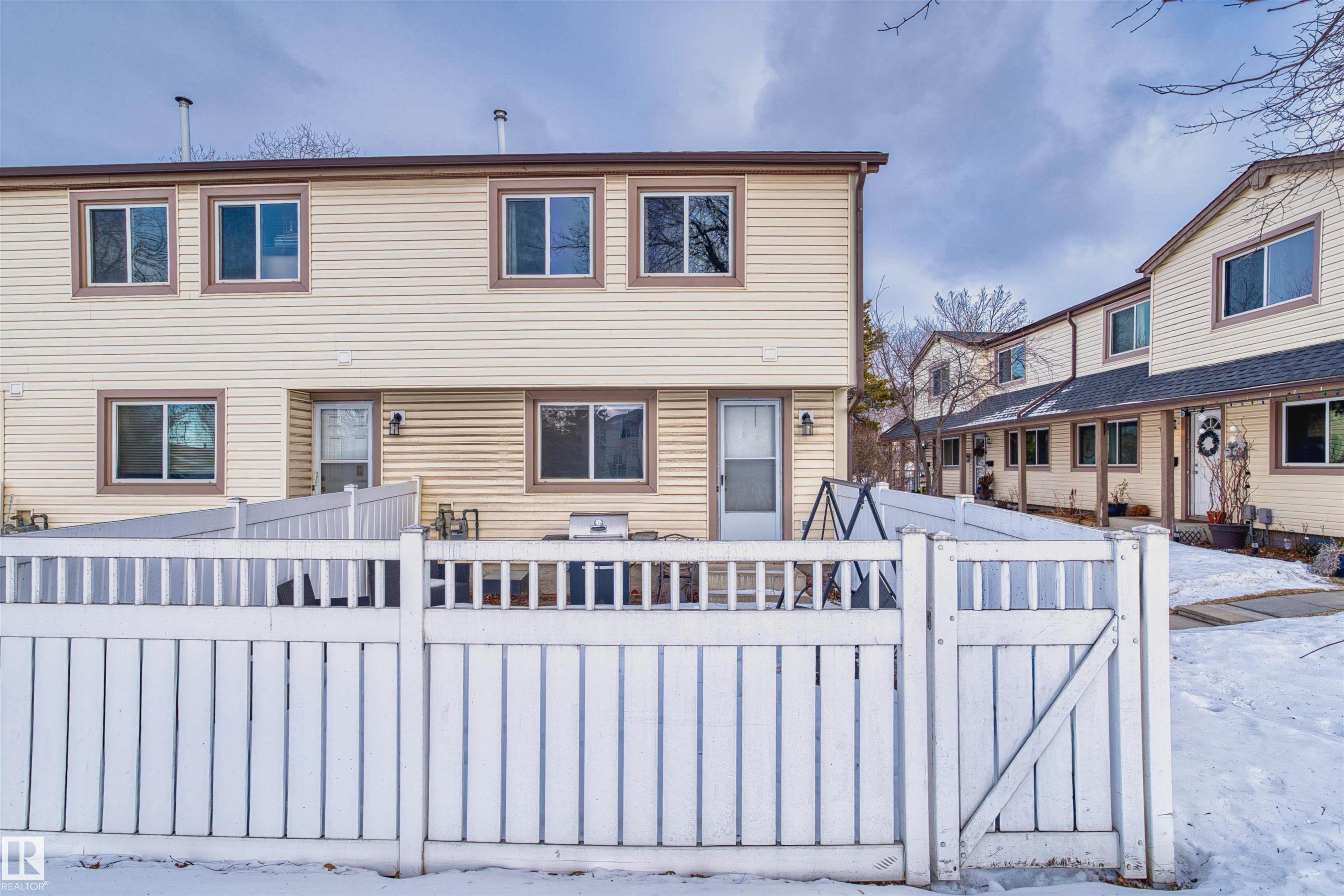 Photo 20 at 4769 35 Avenue NW, Minchau, Edmonton