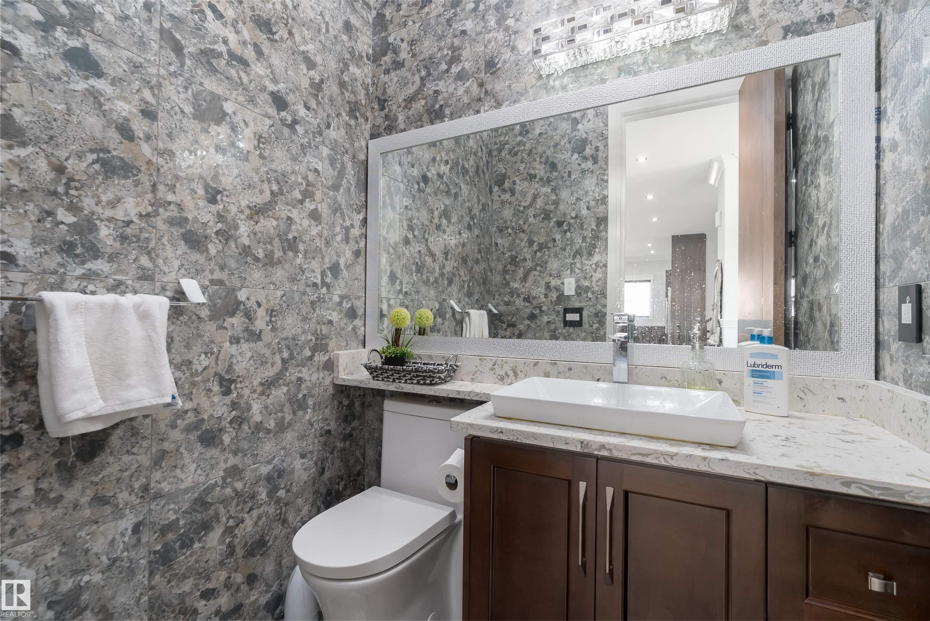 Photo 18 at 5811 28 Street NE, Diamond Estates, Rural Leduc County