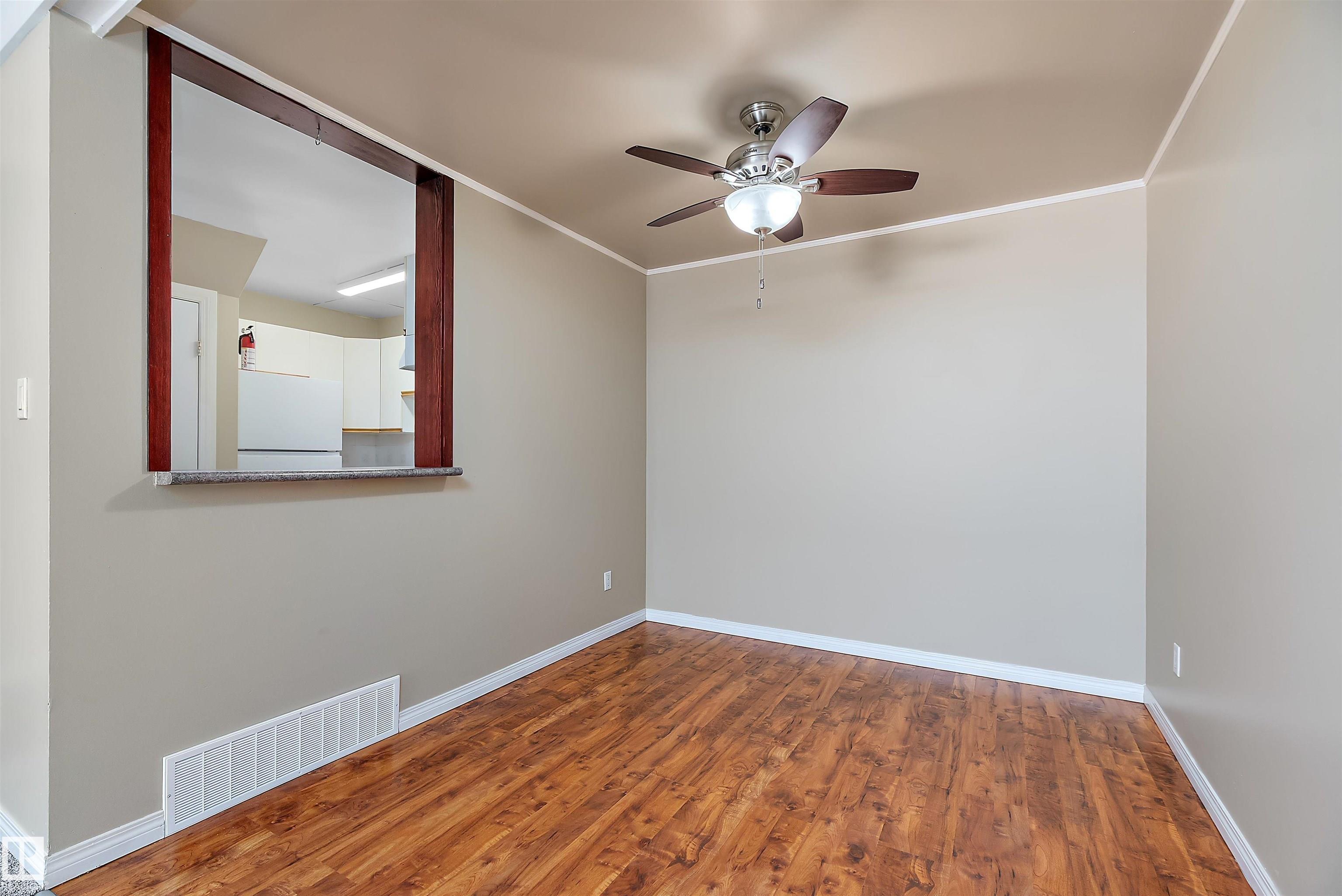 Photo 11 at 14583 121 Street NW, Caernarvon, Edmonton