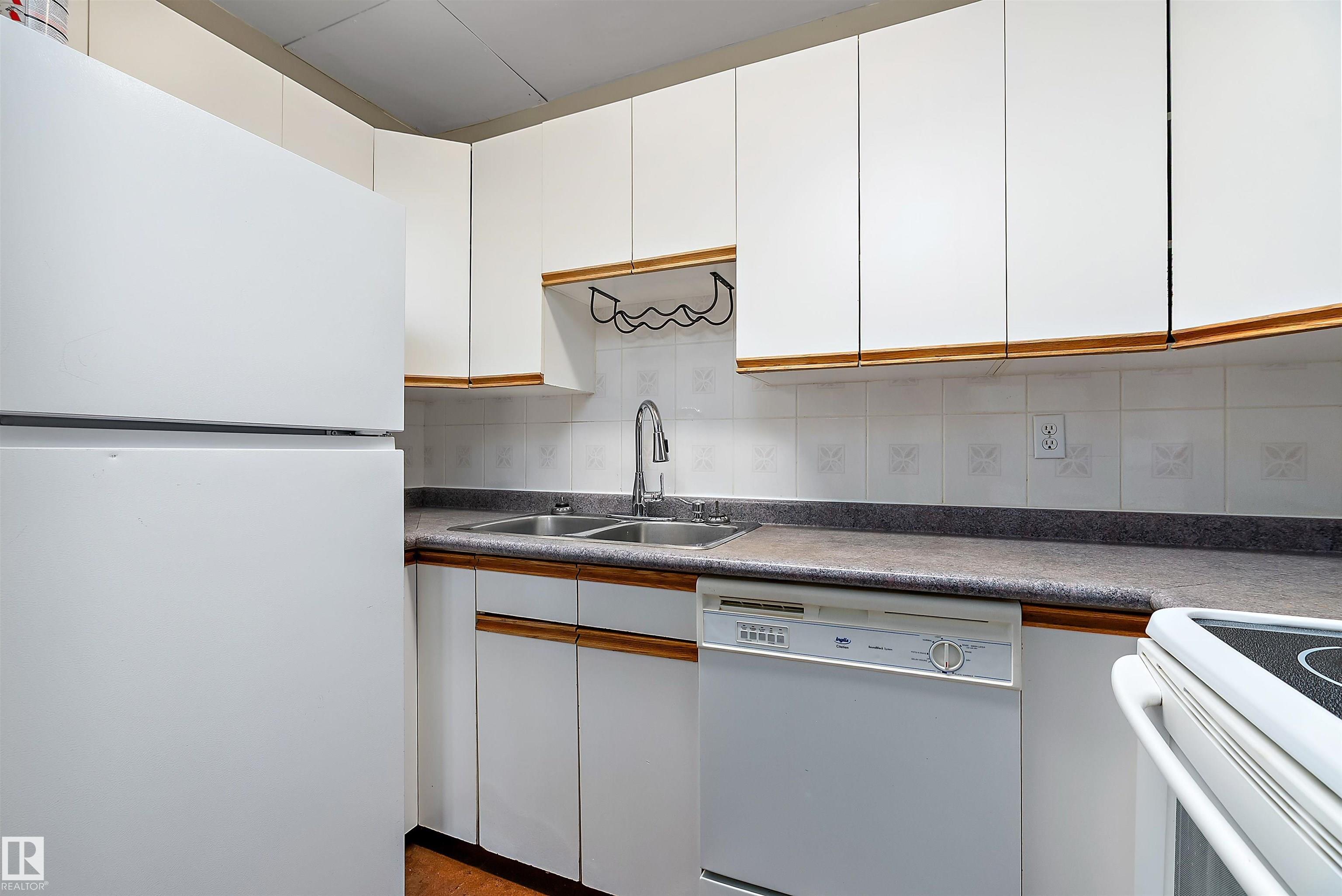 Photo 15 at 14583 121 Street NW, Caernarvon, Edmonton