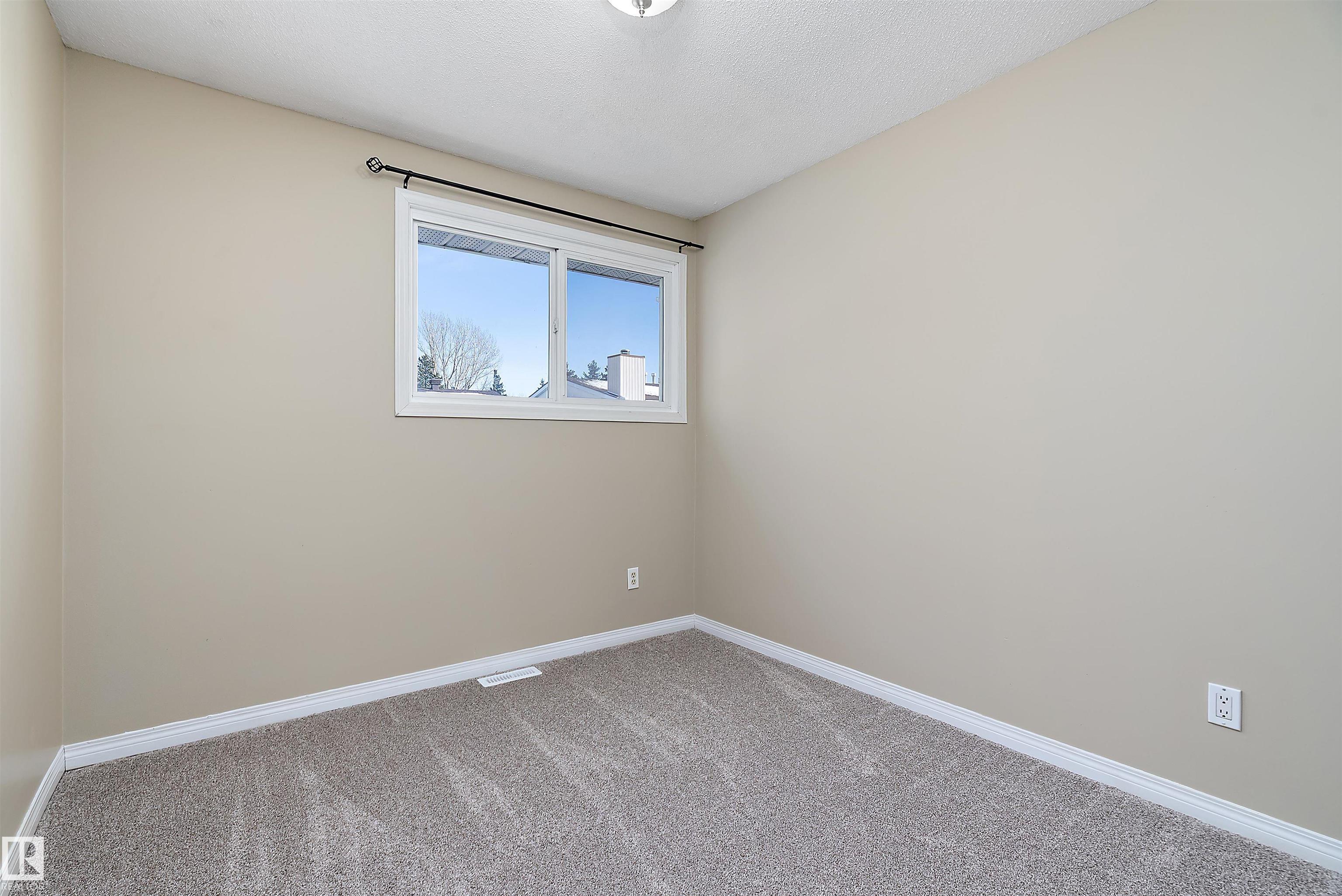 Photo 24 at 14583 121 Street NW, Caernarvon, Edmonton