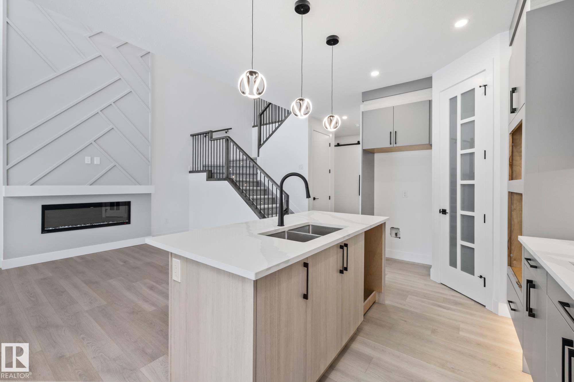 Photo 13 at 30 Blackbird Bend, South Fort, Fort Saskatchewan