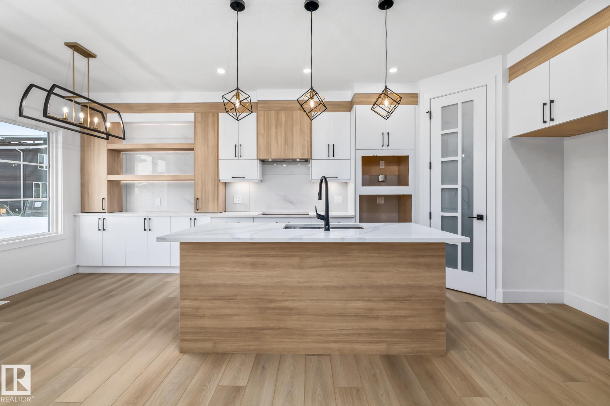 Photo 13 at 32 Blackbird Bend, South Fort, Fort Saskatchewan