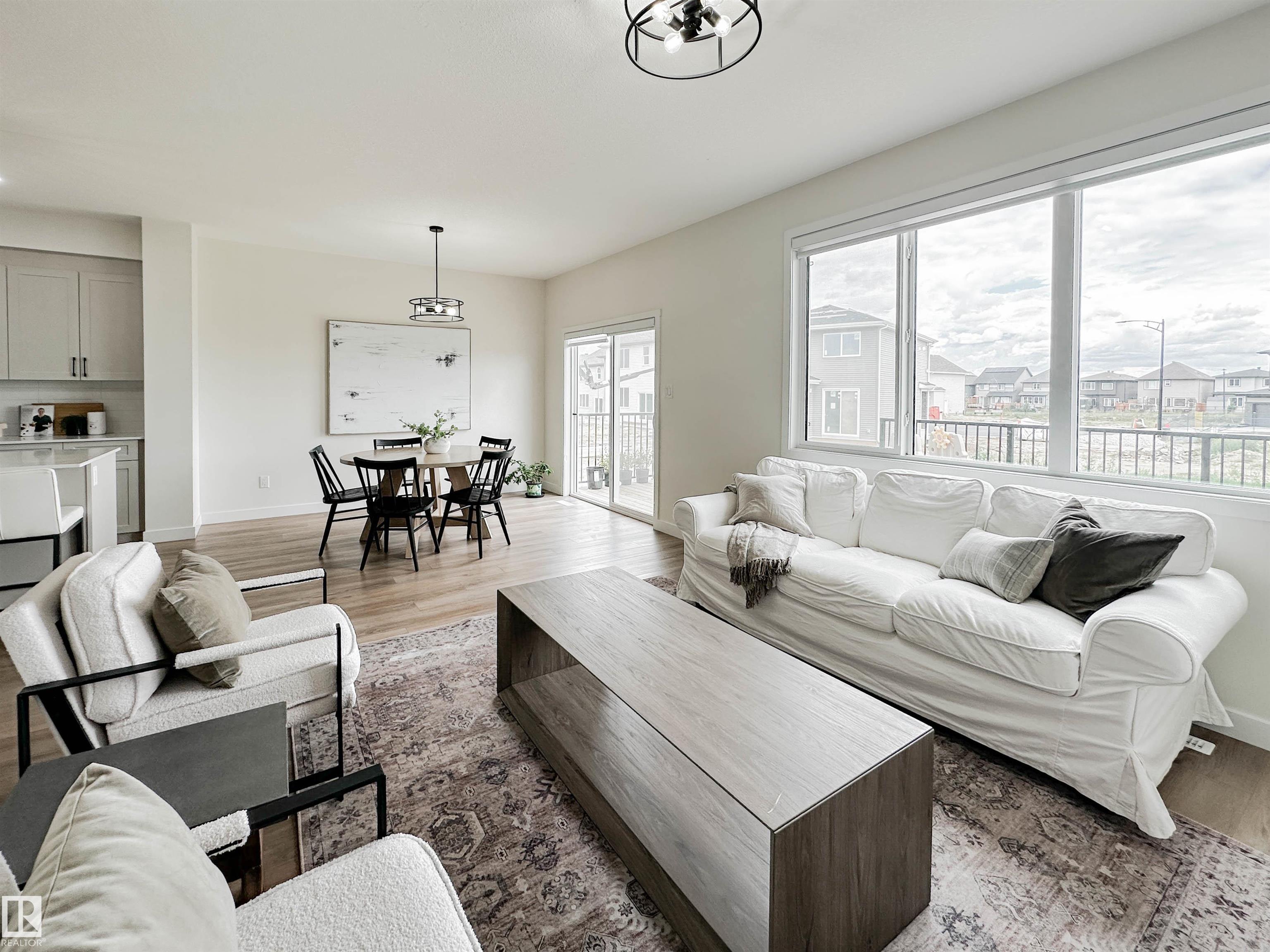 Photo 19 at 13007 213 Street NW, Trumpeter Area, Edmonton