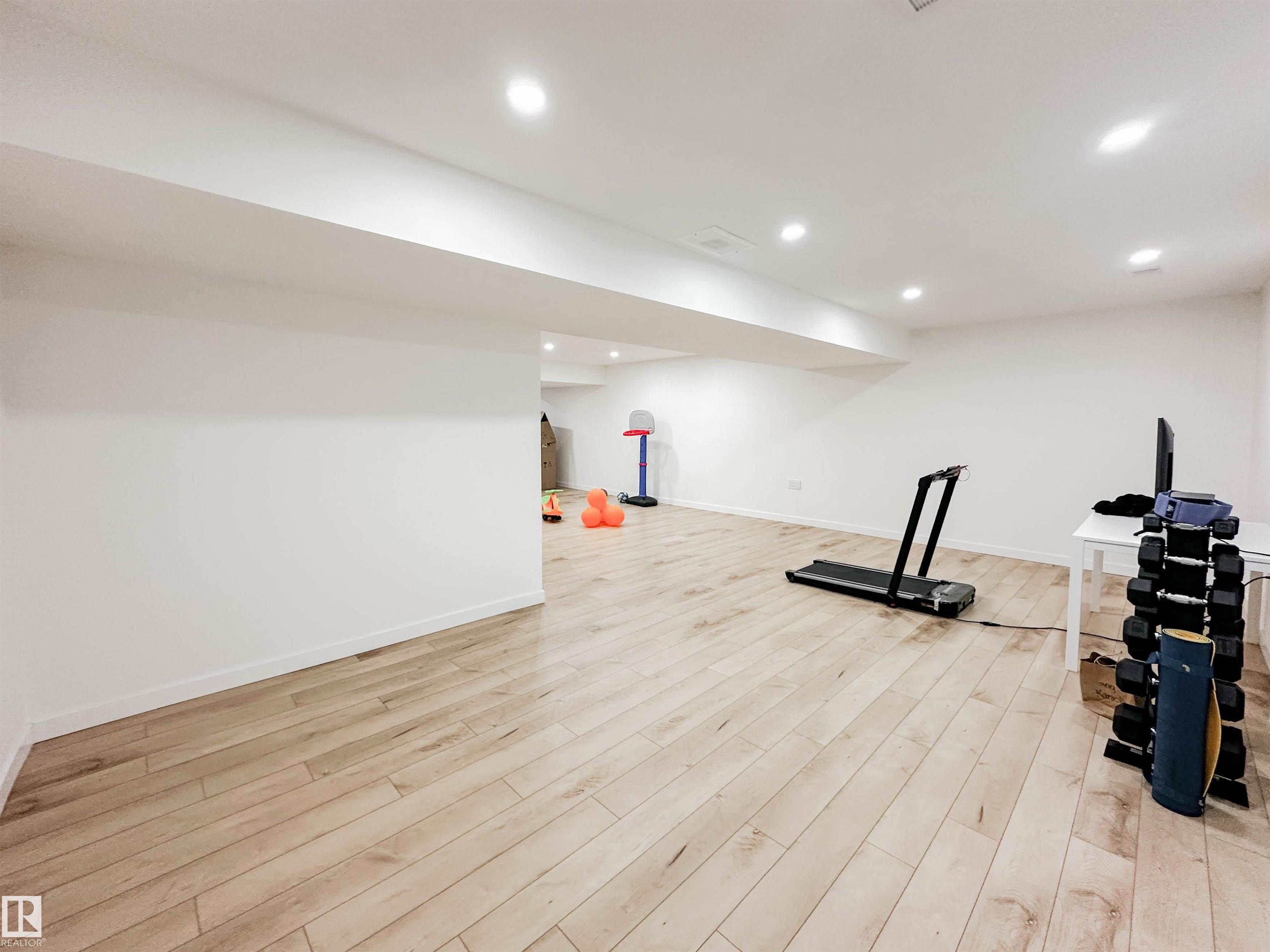 Photo 54 at 13007 213 Street NW, Trumpeter Area, Edmonton