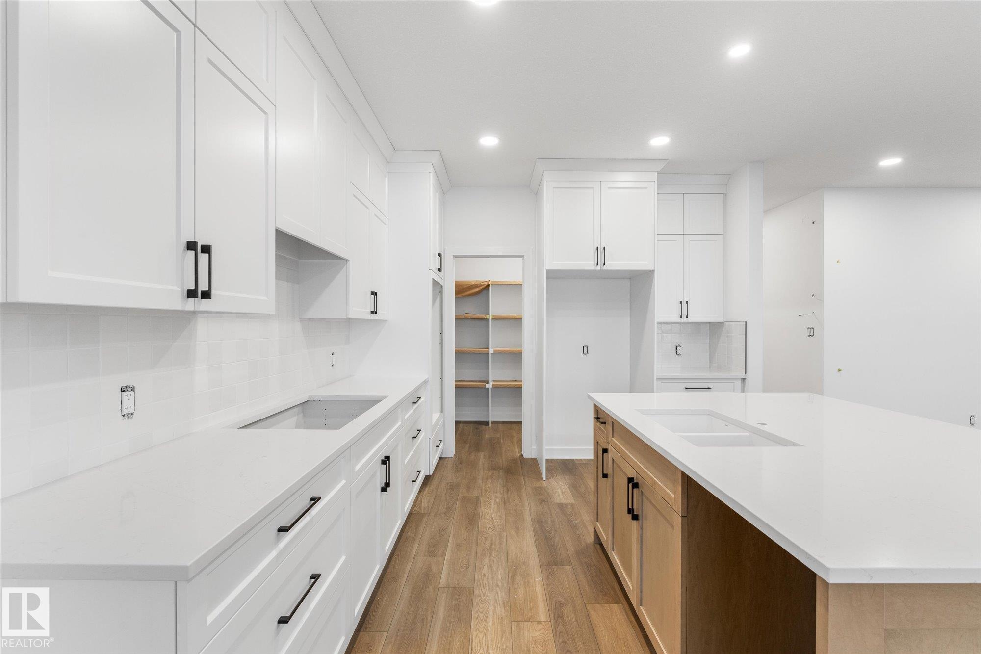 Photo 18 at 43 Darby Crescent, Deer Park, Spruce Grove