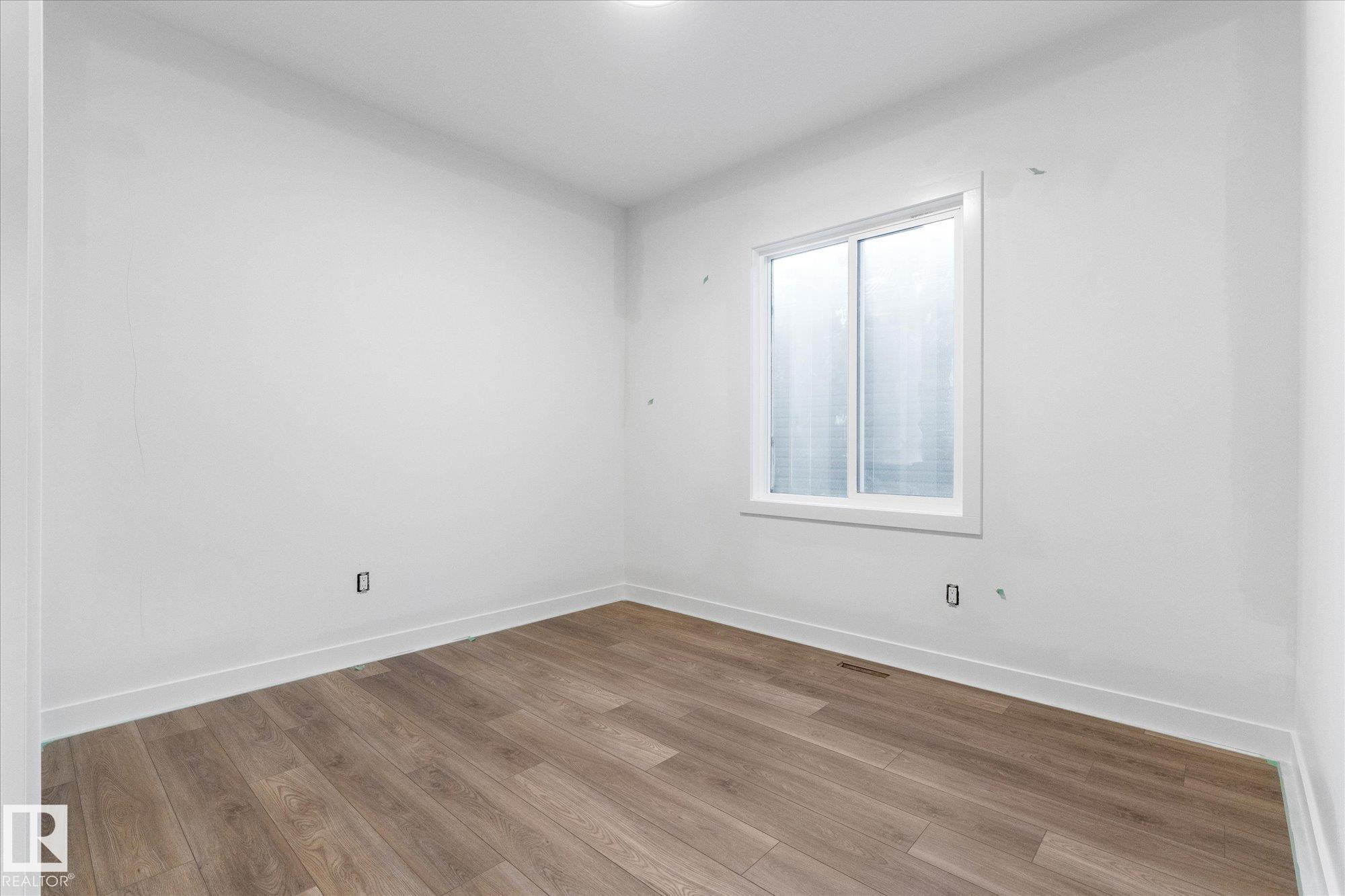 Photo 32 at 43 Darby Crescent, Deer Park, Spruce Grove