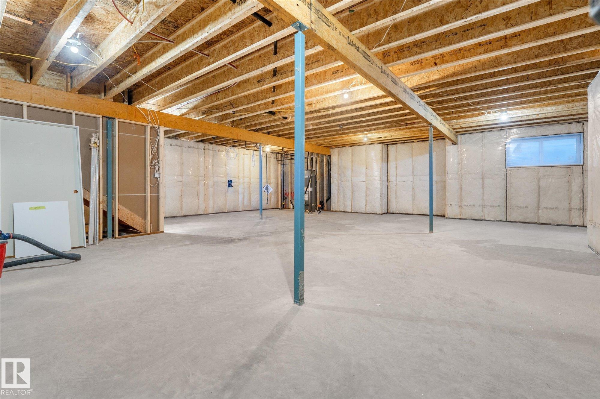 Photo 37 at 43 Darby Crescent, Deer Park, Spruce Grove