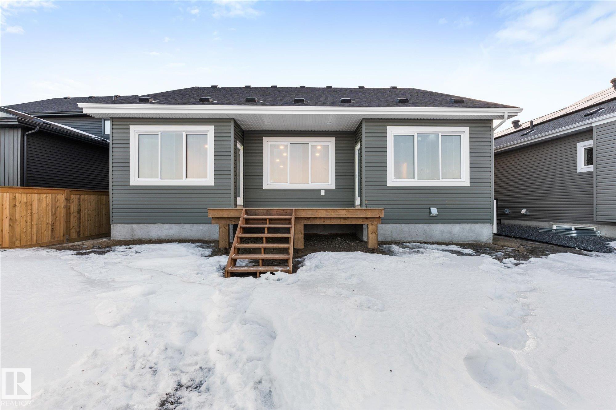 Photo 42 at 43 Darby Crescent, Deer Park, Spruce Grove