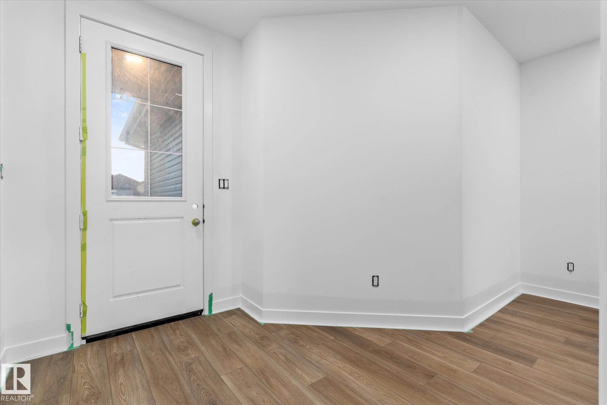 Photo 7 at 43 Darby Crescent, Deer Park, Spruce Grove