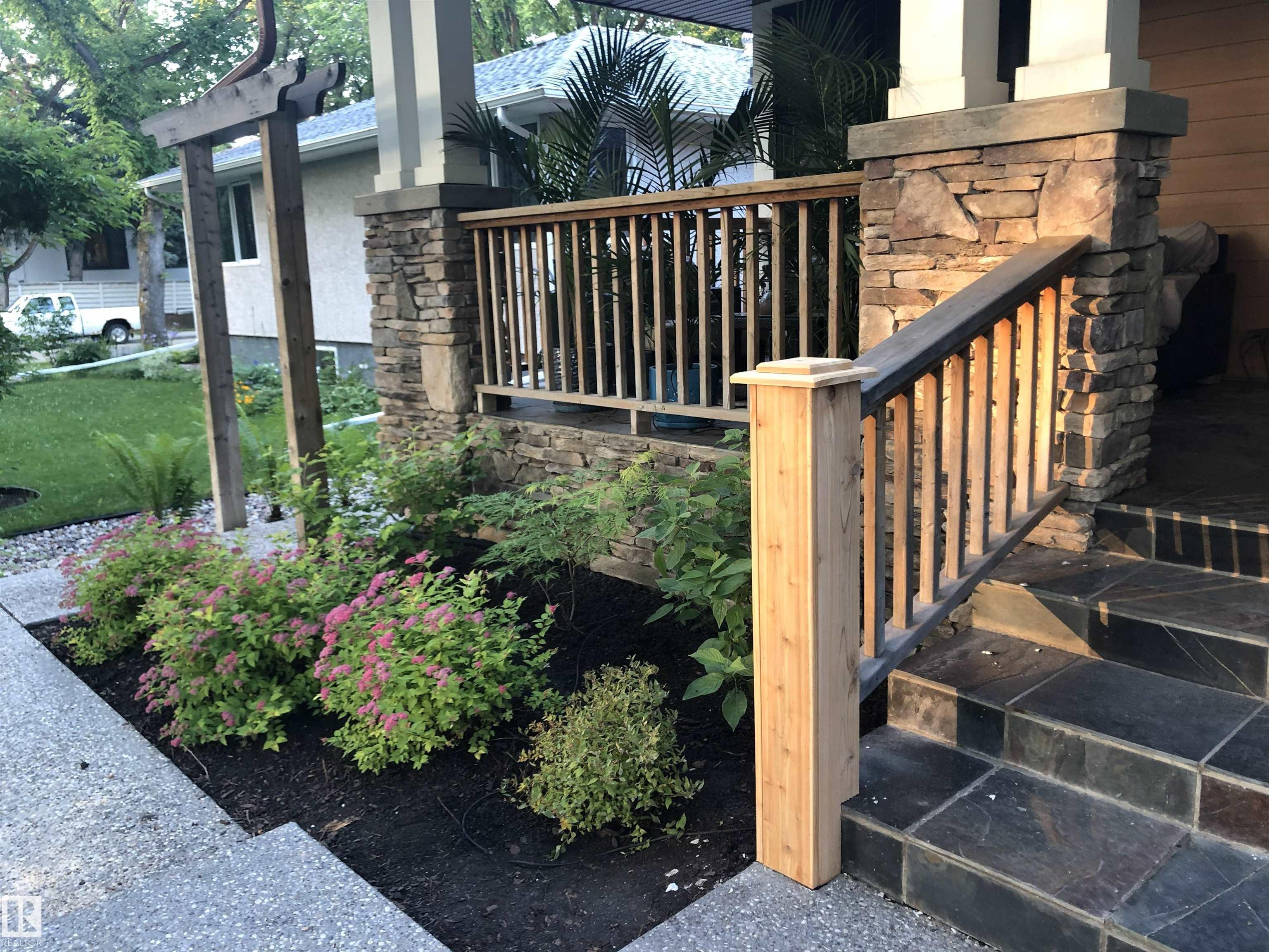 Photo 51 at 9135 117 Street NW, Windsor Park, Edmonton