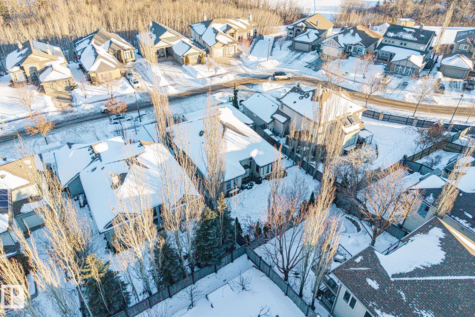 33 Oakhill Place, Oakmont, St. Albert