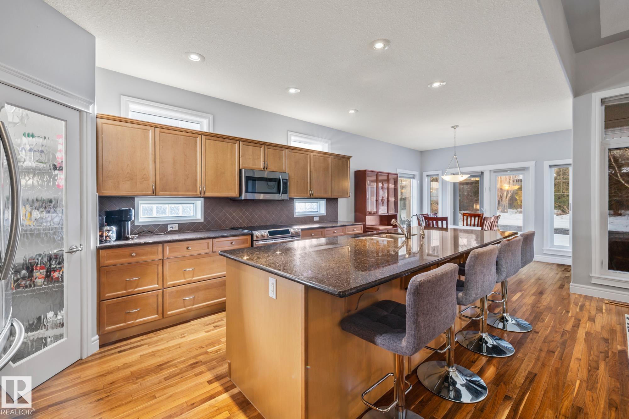 Photo 14 at 33 Oakhill Place, Oakmont, St. Albert