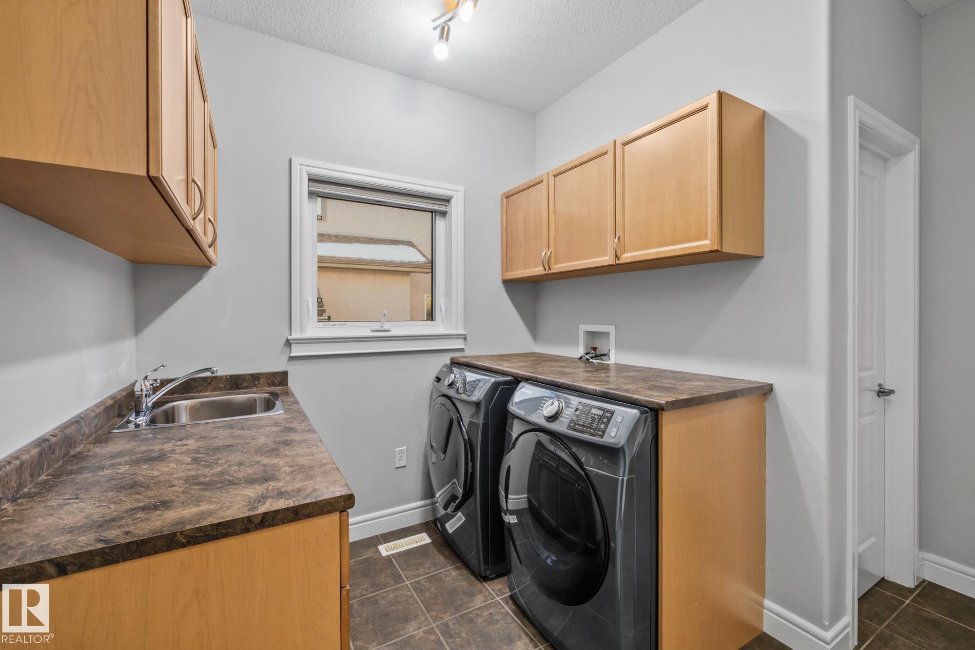 Photo 21 at 33 Oakhill Place, Oakmont, St. Albert