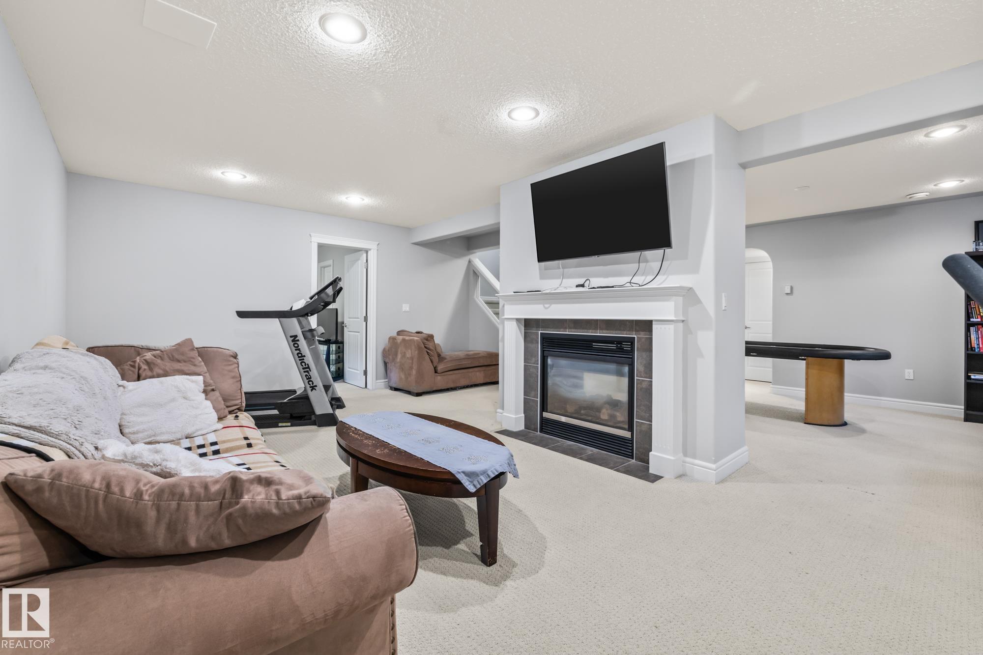 Photo 26 at 33 Oakhill Place, Oakmont, St. Albert