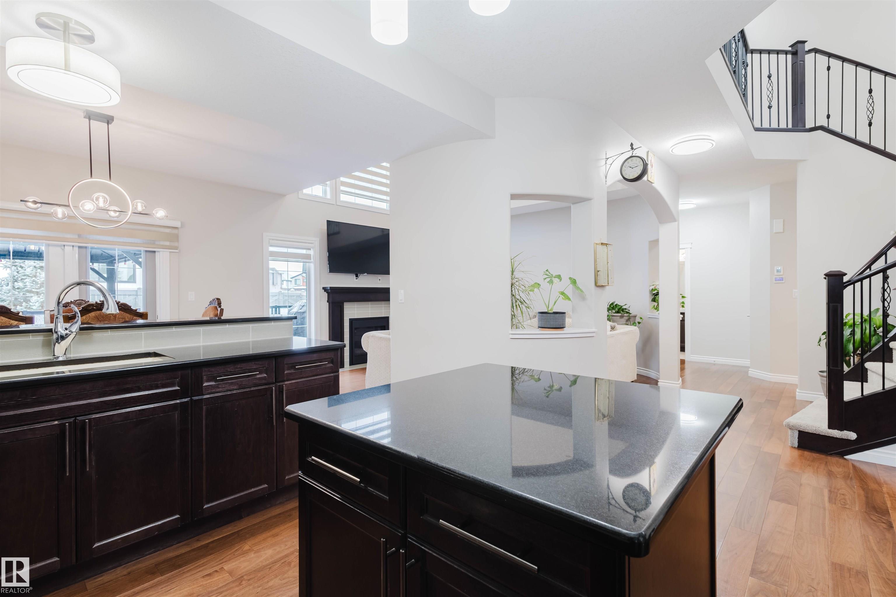 Photo 19 at 3920 Ginsburg Crescent NW, Granville, Edmonton