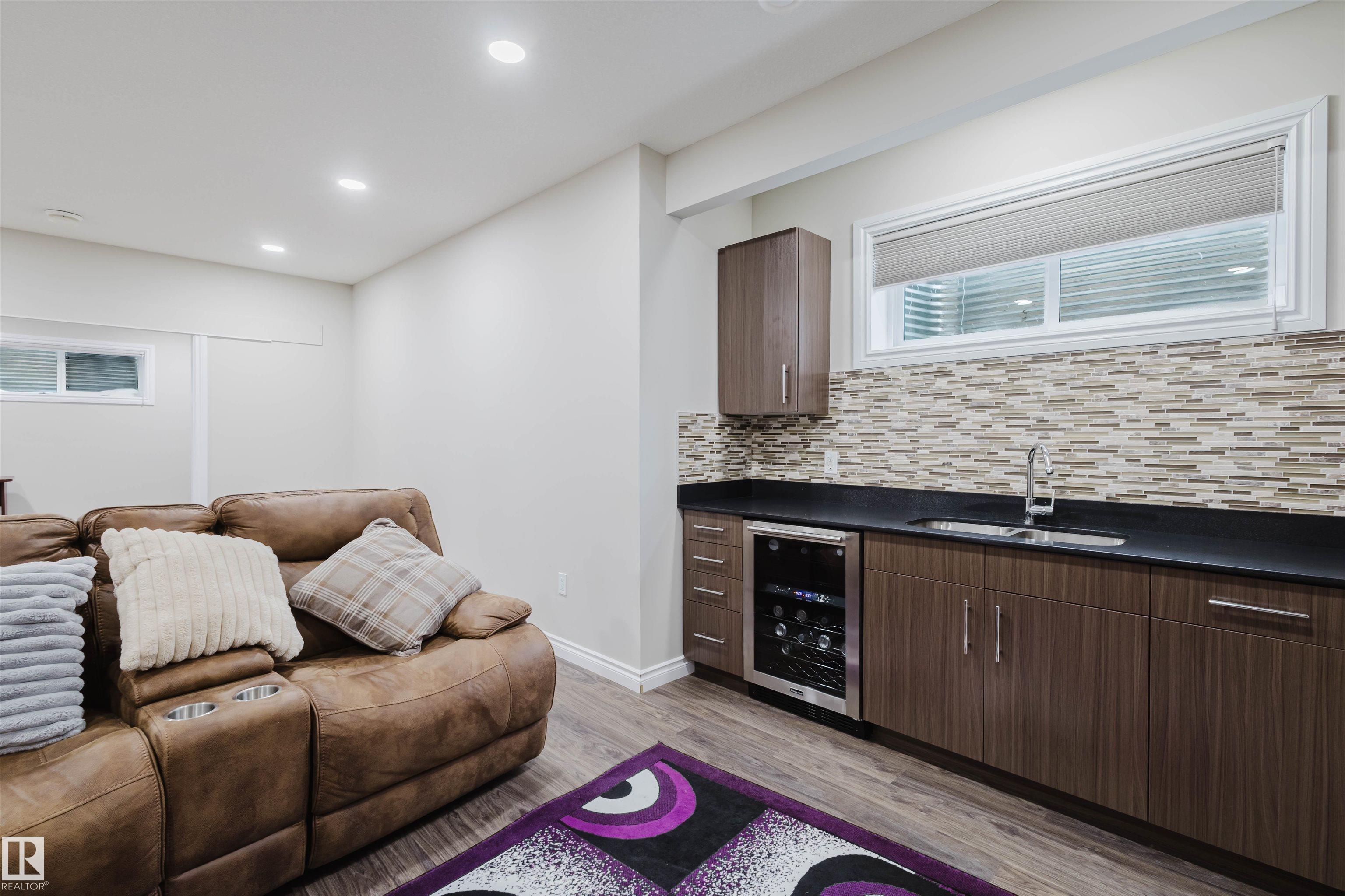 Photo 54 at 3920 Ginsburg Crescent NW, Granville, Edmonton