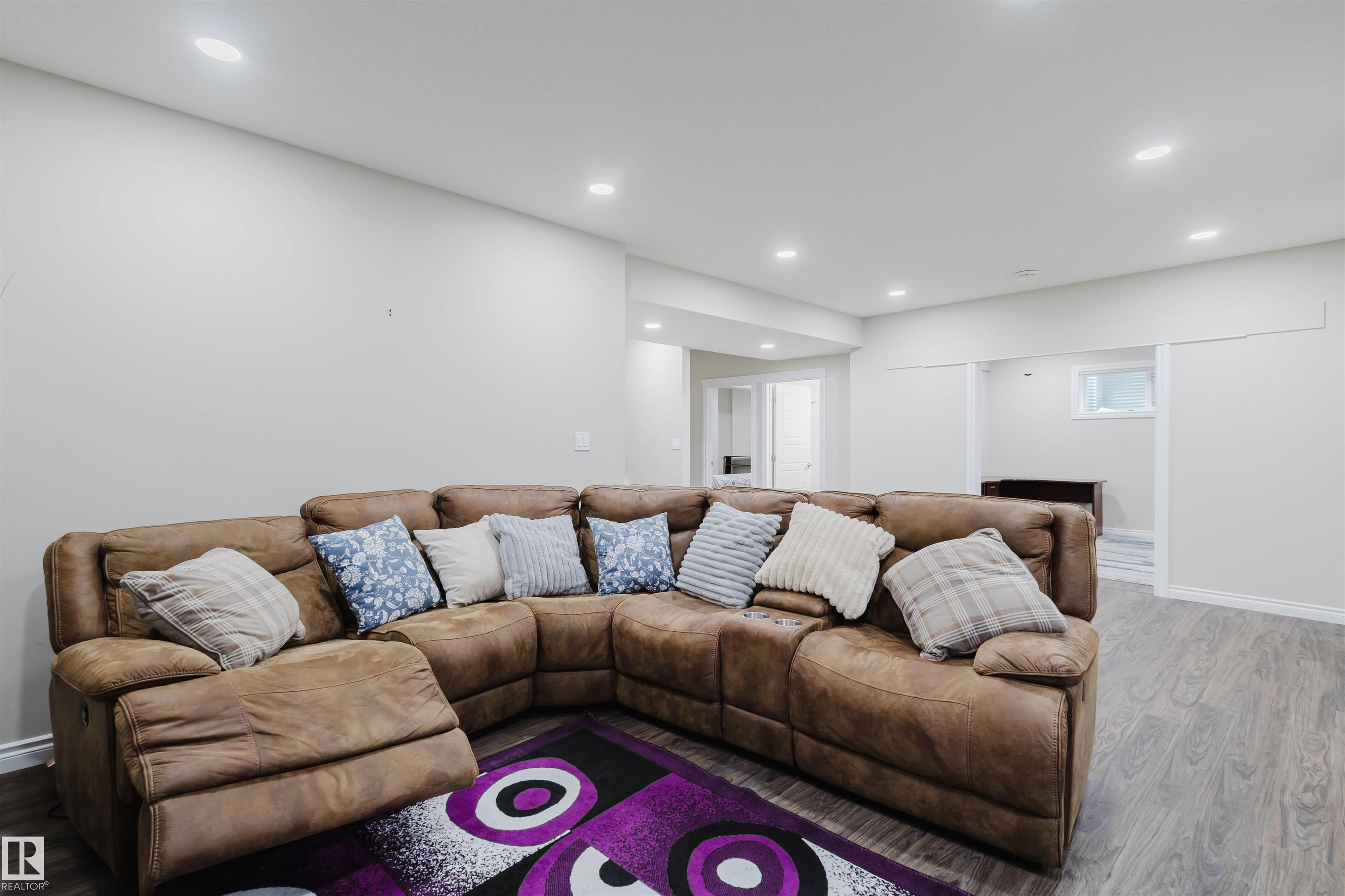 Photo 55 at 3920 Ginsburg Crescent NW, Granville, Edmonton