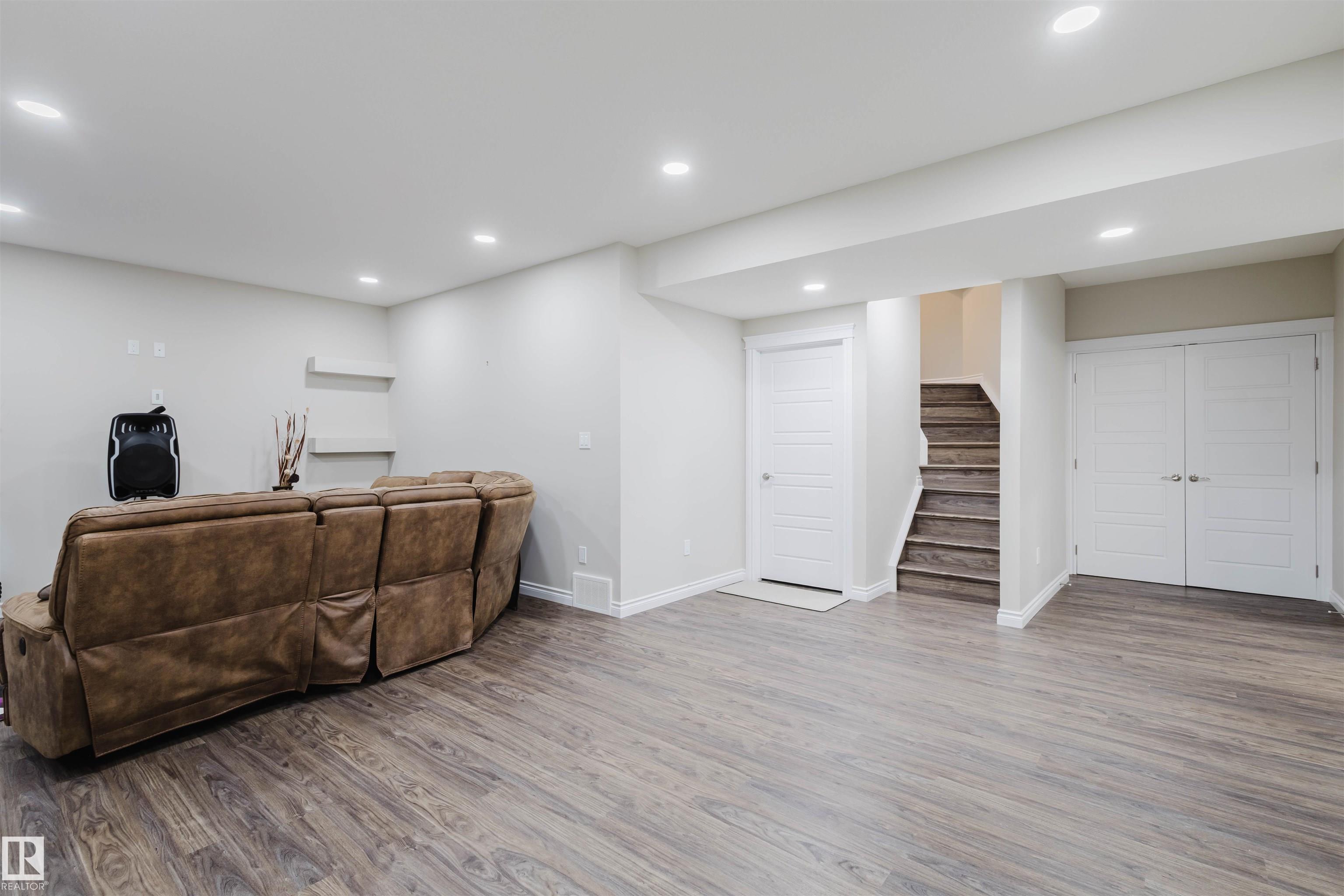 Photo 56 at 3920 Ginsburg Crescent NW, Granville, Edmonton