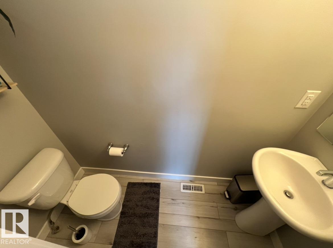 Photo 16 at 1539 200 Street NW, Stillwater, Edmonton