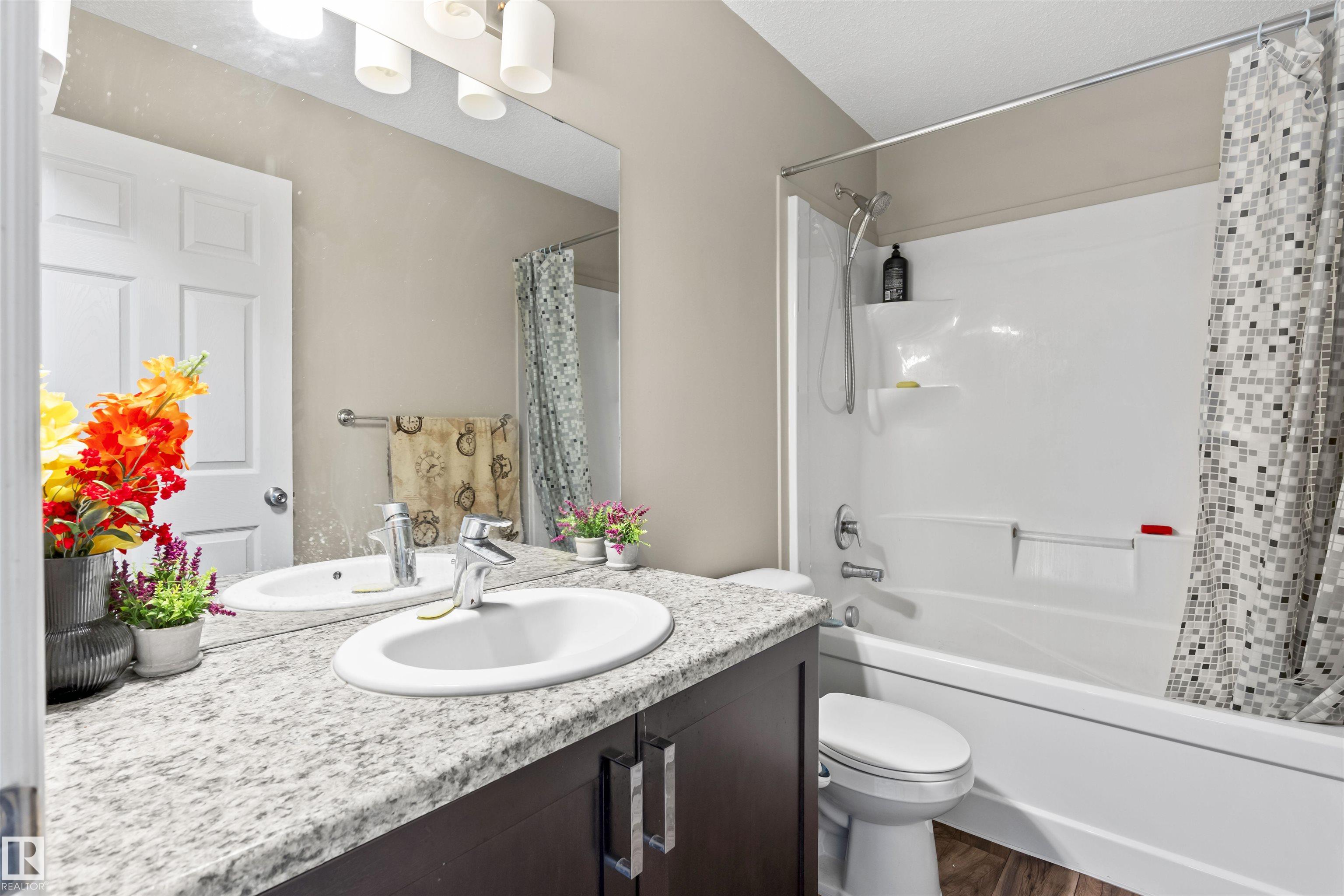 Photo 20 at 2526 19a Avenue NW, Laurel, Edmonton