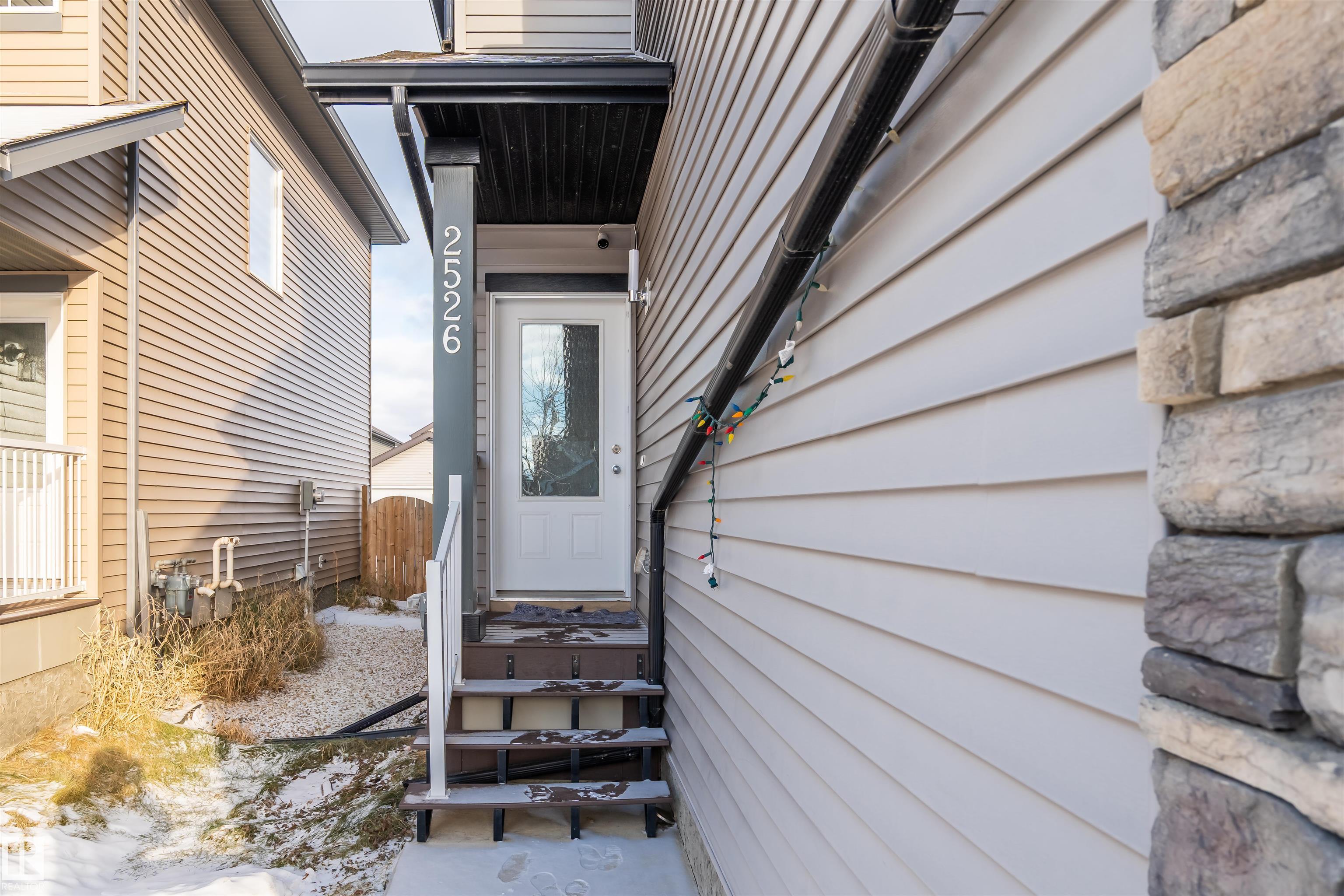 2526 19a Avenue NW, Laurel, Edmonton