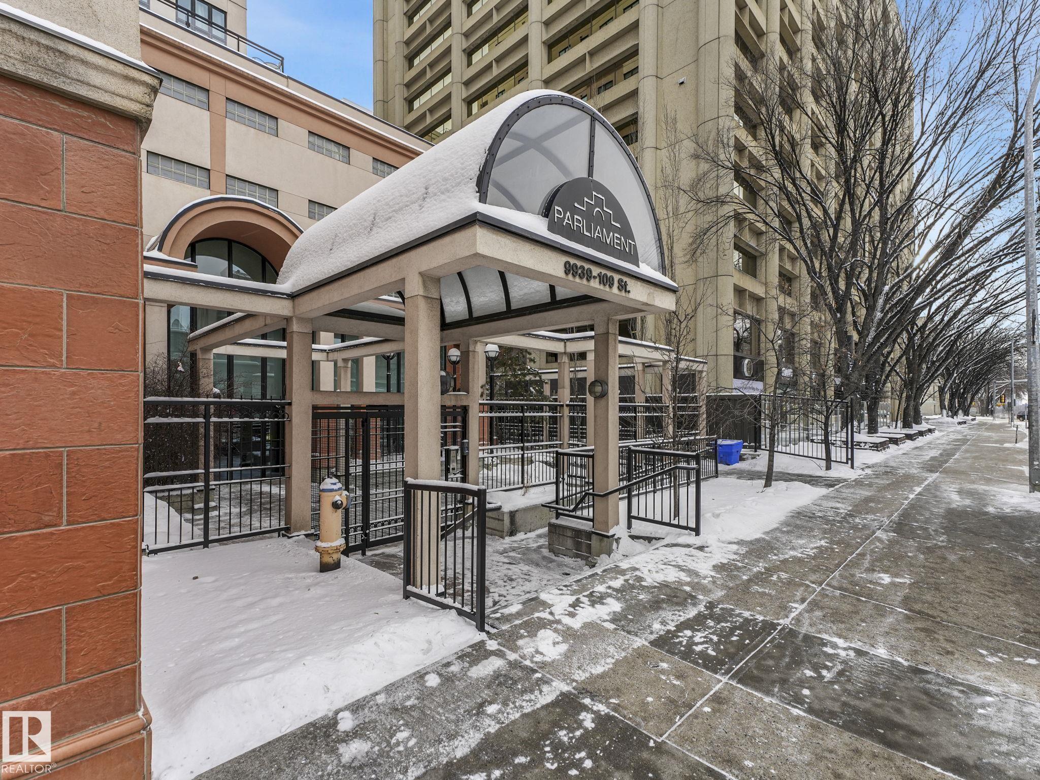 Photo 5 at 1005 - 9939 109 Street NW, Downtown, Edmonton