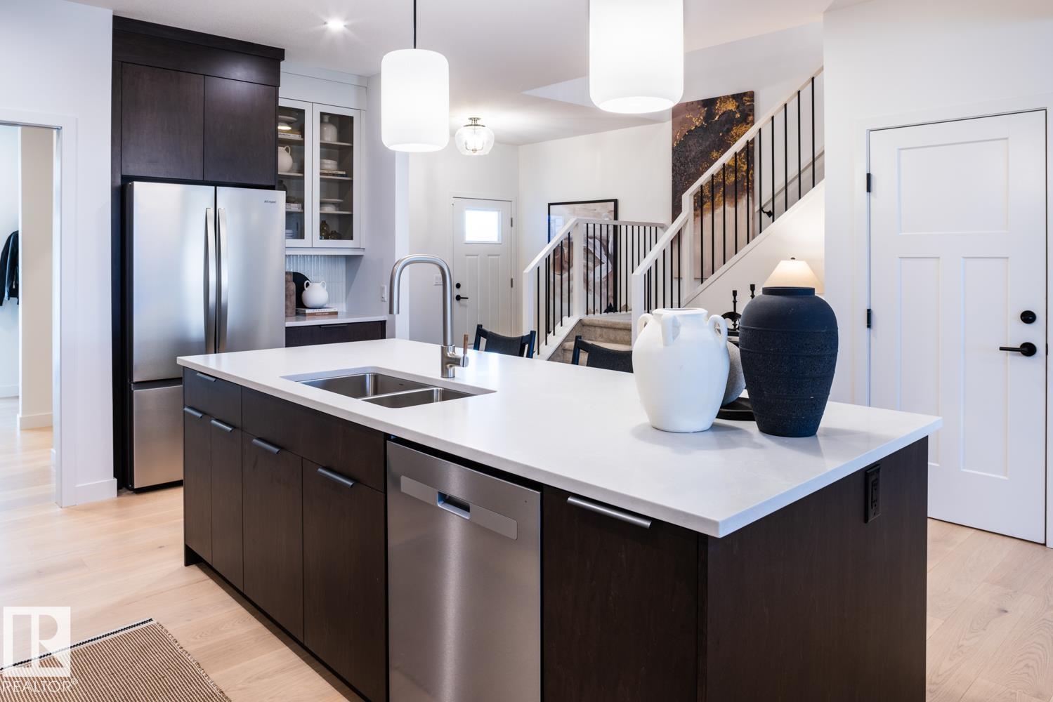 Picture for 2327 MUCKLEPLUM WY SW