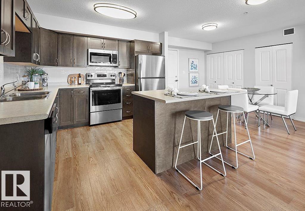 A213 - 6124 Stanton Drive SW, Summerside, Edmonton photo 2