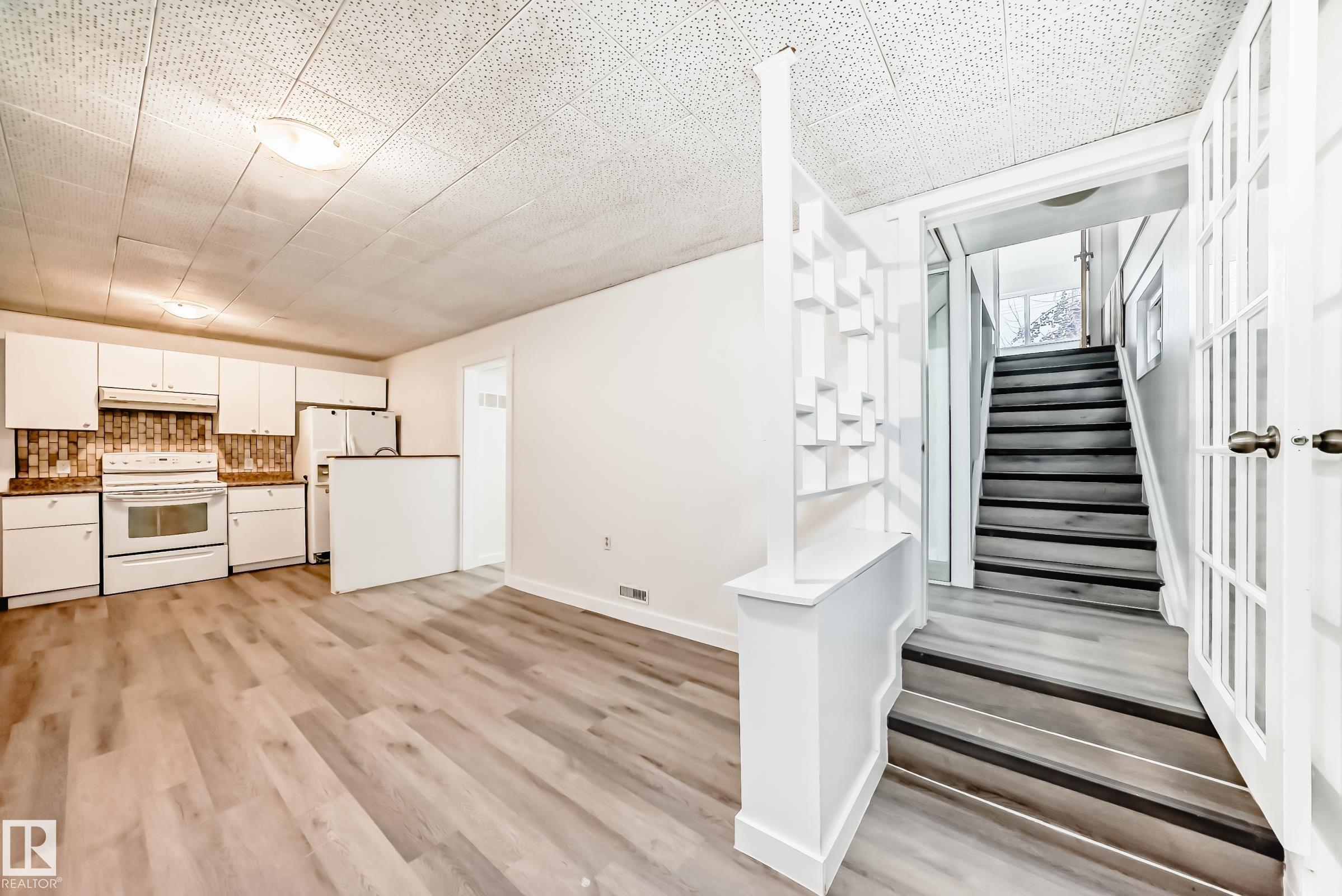 Photo 42 at 12837 90 Street NW, Killarney, Edmonton