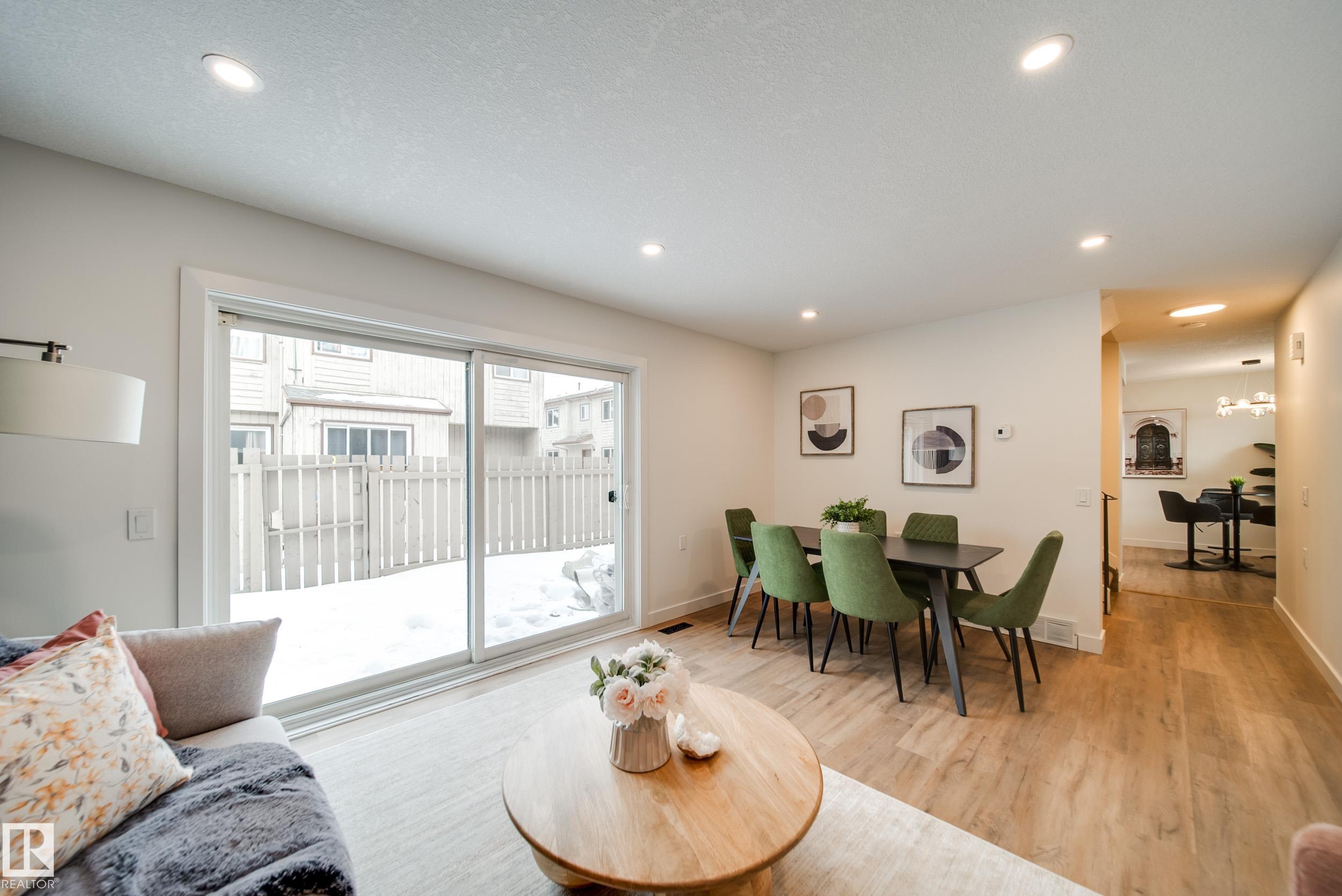 Photo 11 at 17751 95 Street NW, Lago Lindo, Edmonton