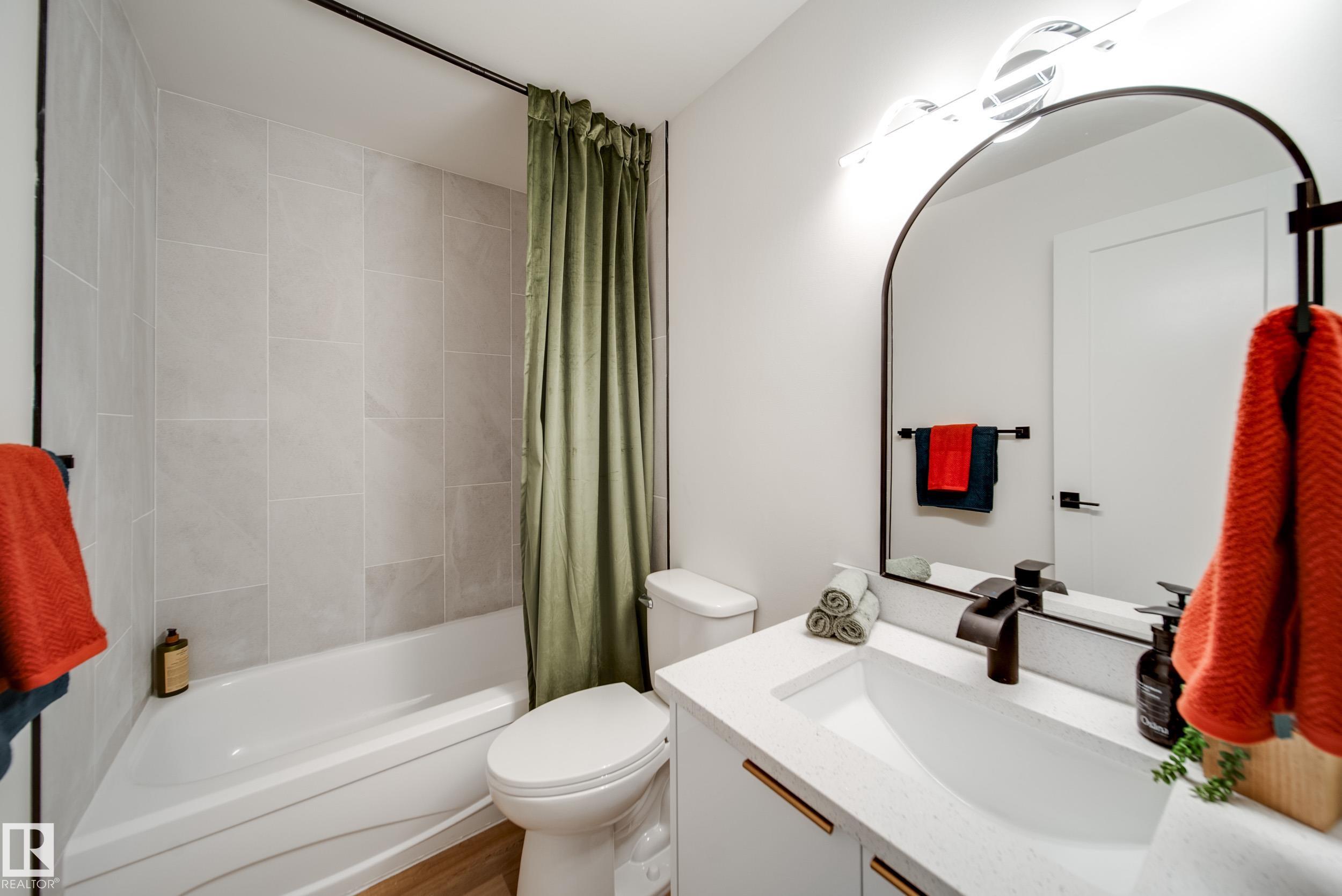 Photo 14 at 17751 95 Street NW, Lago Lindo, Edmonton