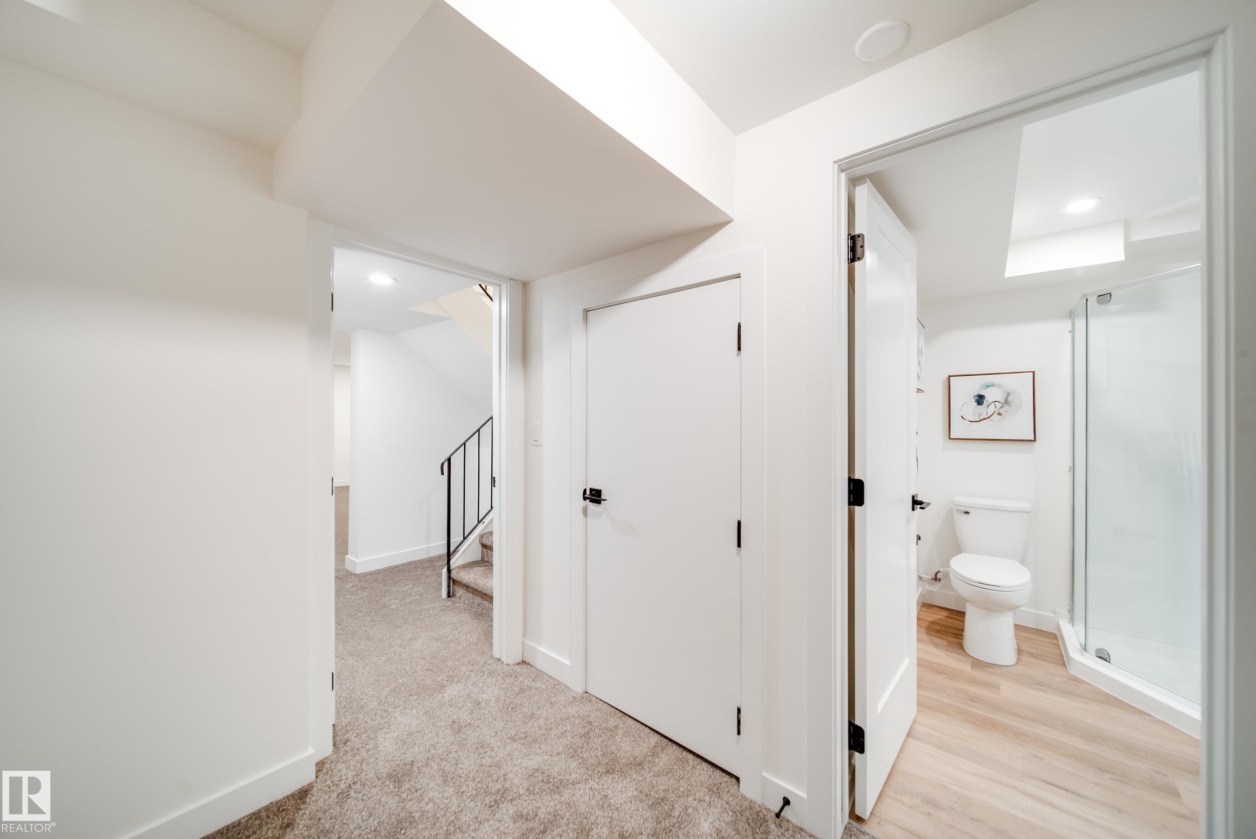 Photo 27 at 17751 95 Street NW, Lago Lindo, Edmonton