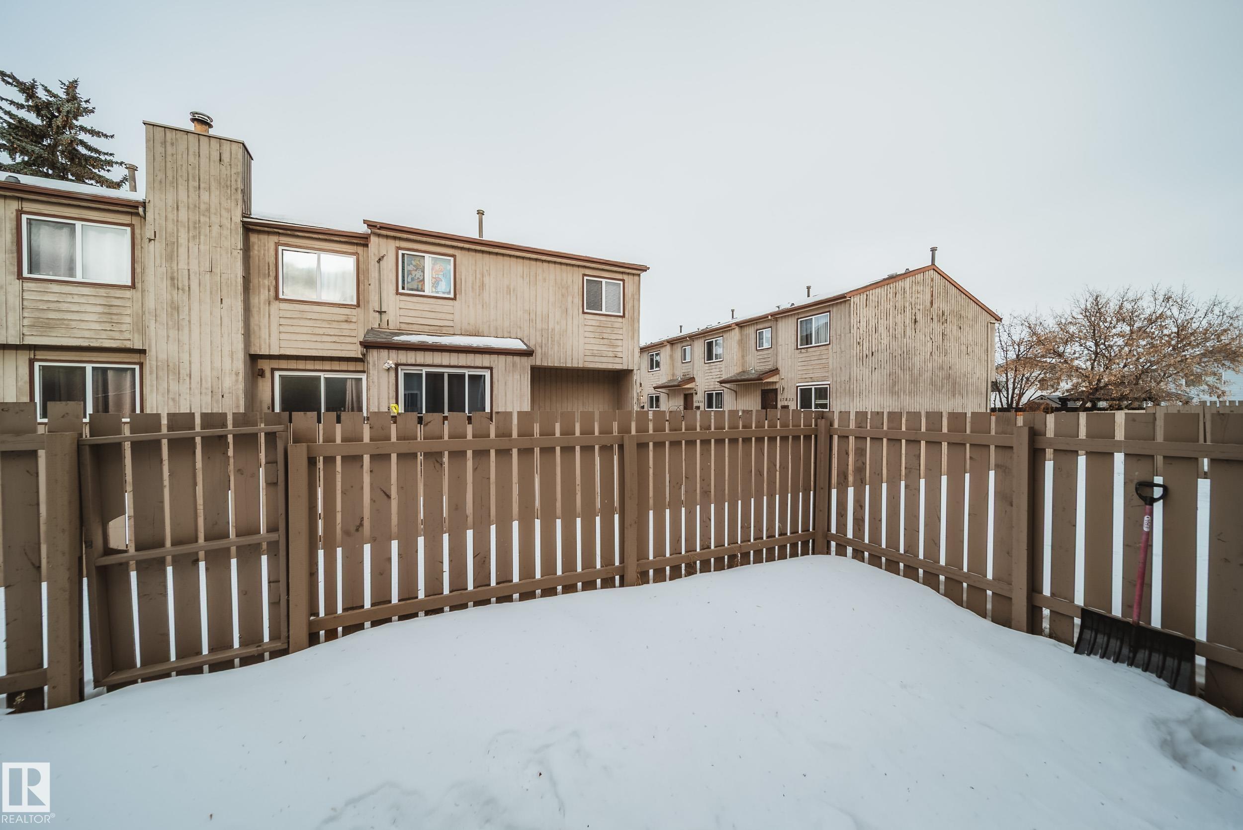 Photo 34 at 17751 95 Street NW, Lago Lindo, Edmonton