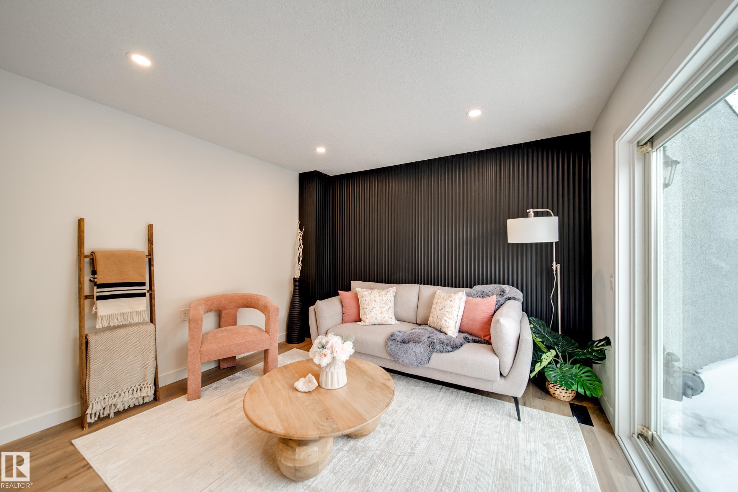 Photo 8 at 17751 95 Street NW, Lago Lindo, Edmonton