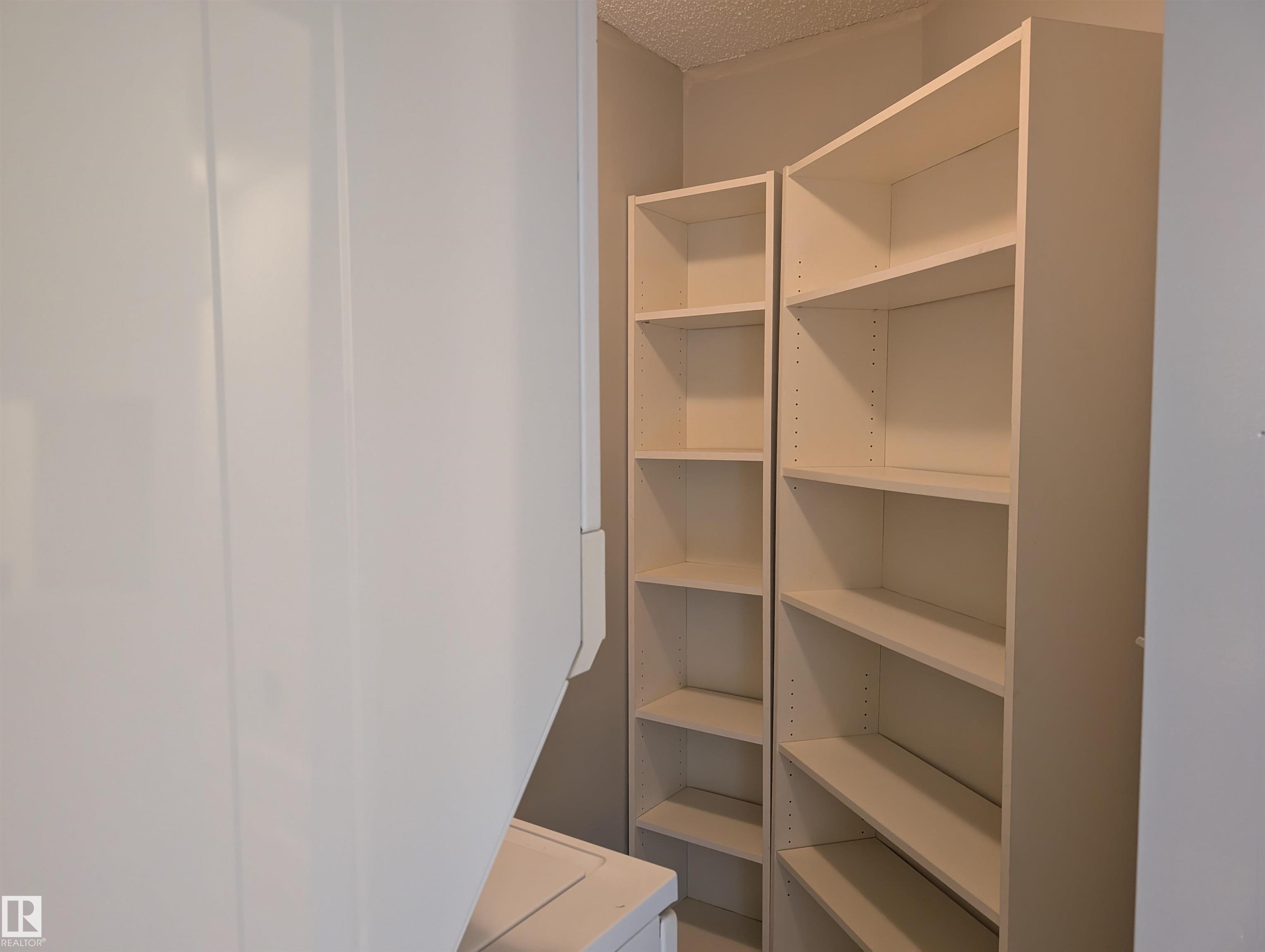 Photo 7 at 110 - 5065 31 Avenue NW, Tawa, Edmonton