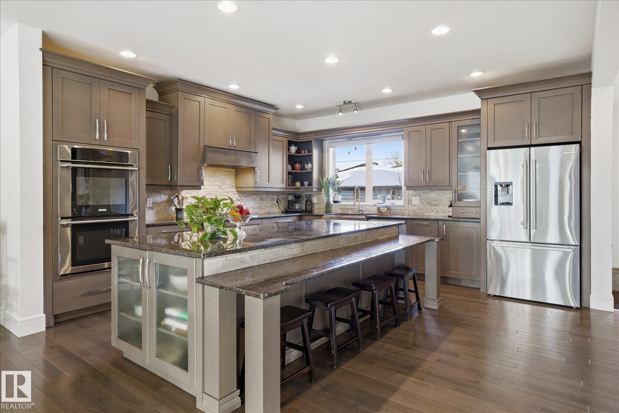 Photo 12 at 9646 79 Avenue NW, Ritchie, Edmonton