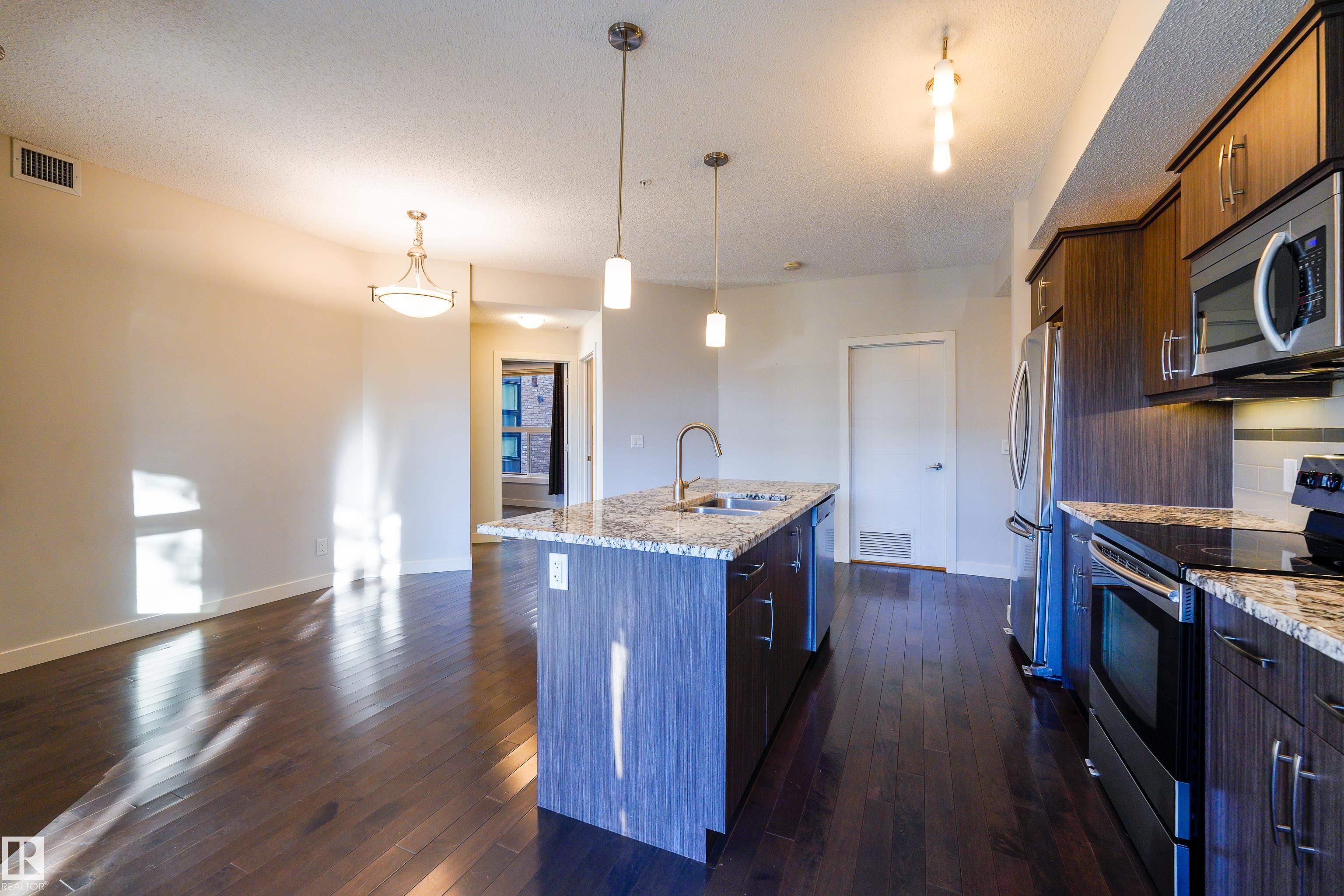 Photo 14 at 117 - 10523 123 Street NW, Westmount, Edmonton