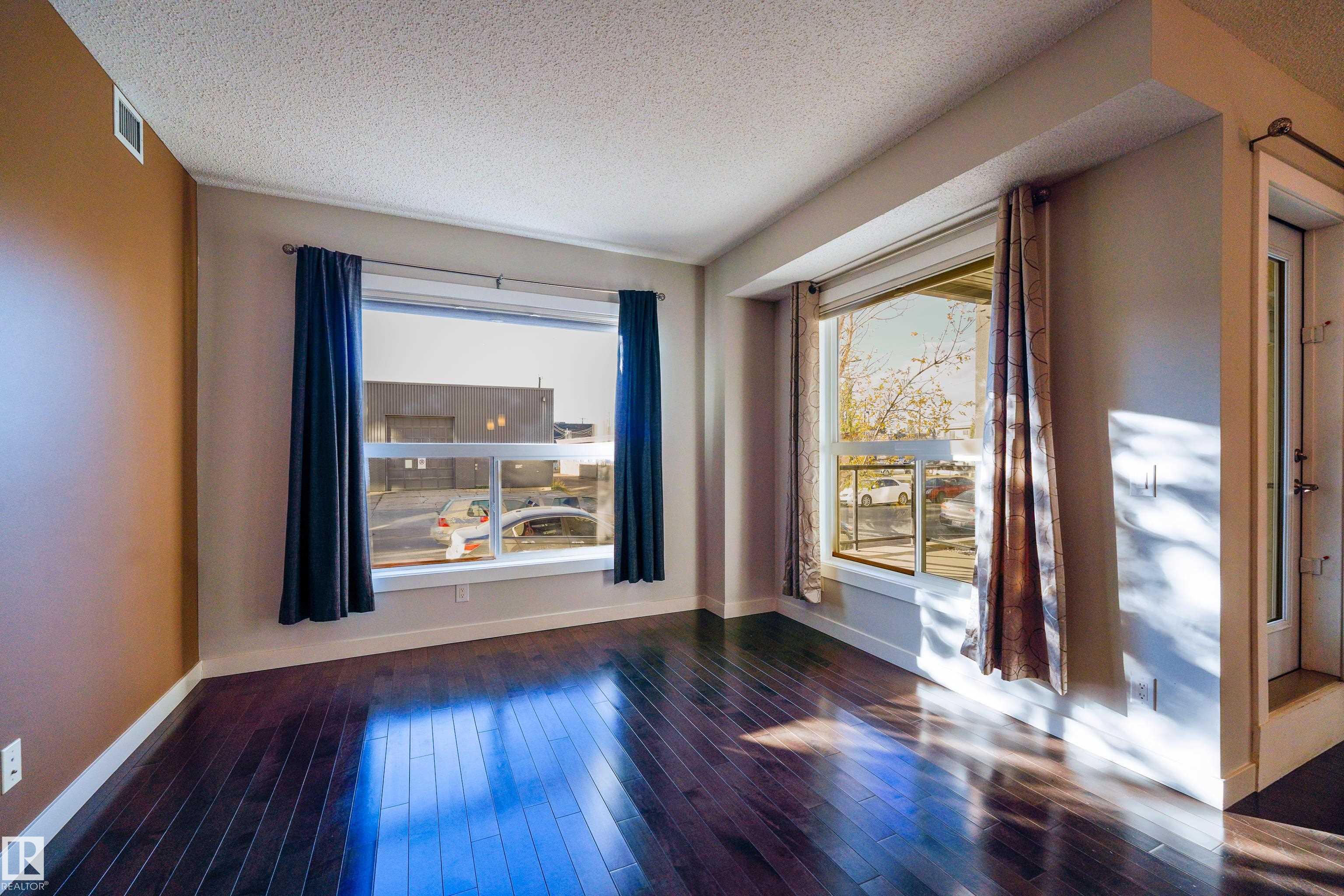 Photo 21 at 117 - 10523 123 Street NW, Westmount, Edmonton